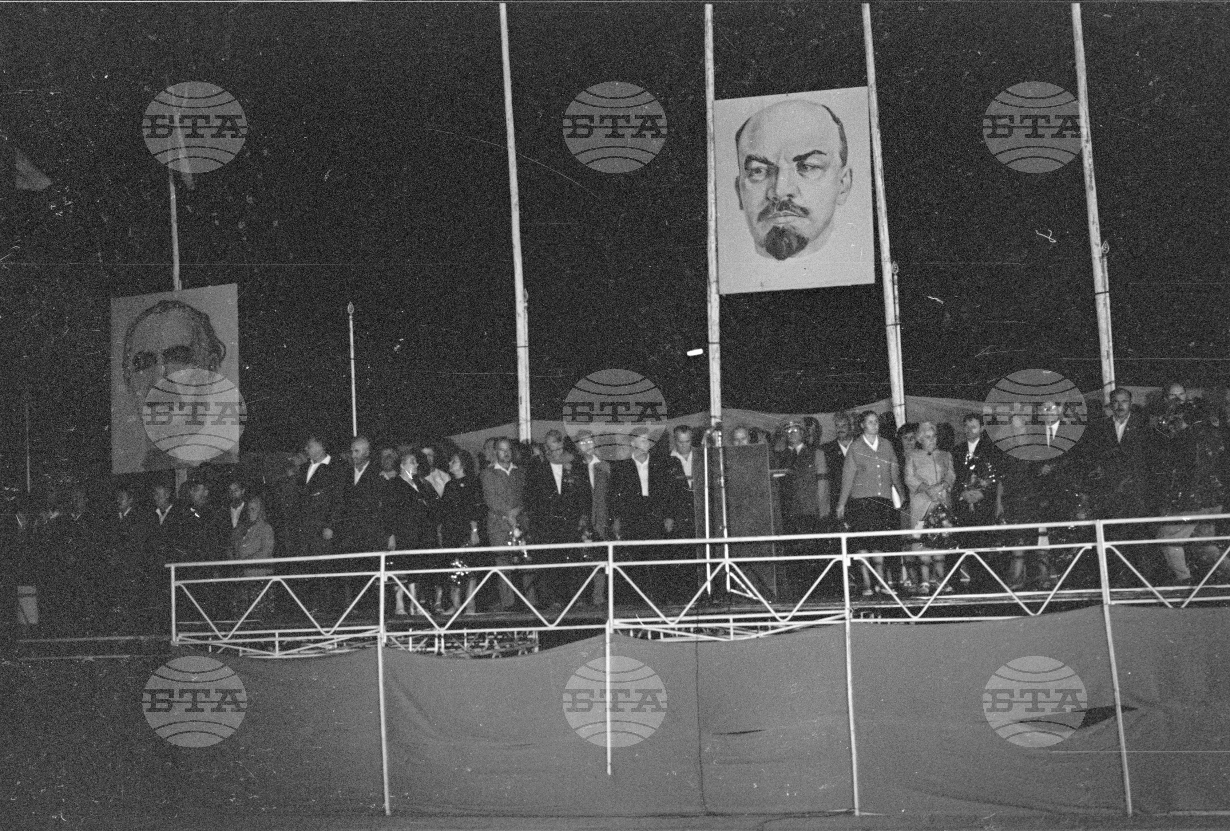 Възторжен митинг на трудещите се от Михайловградски окръг