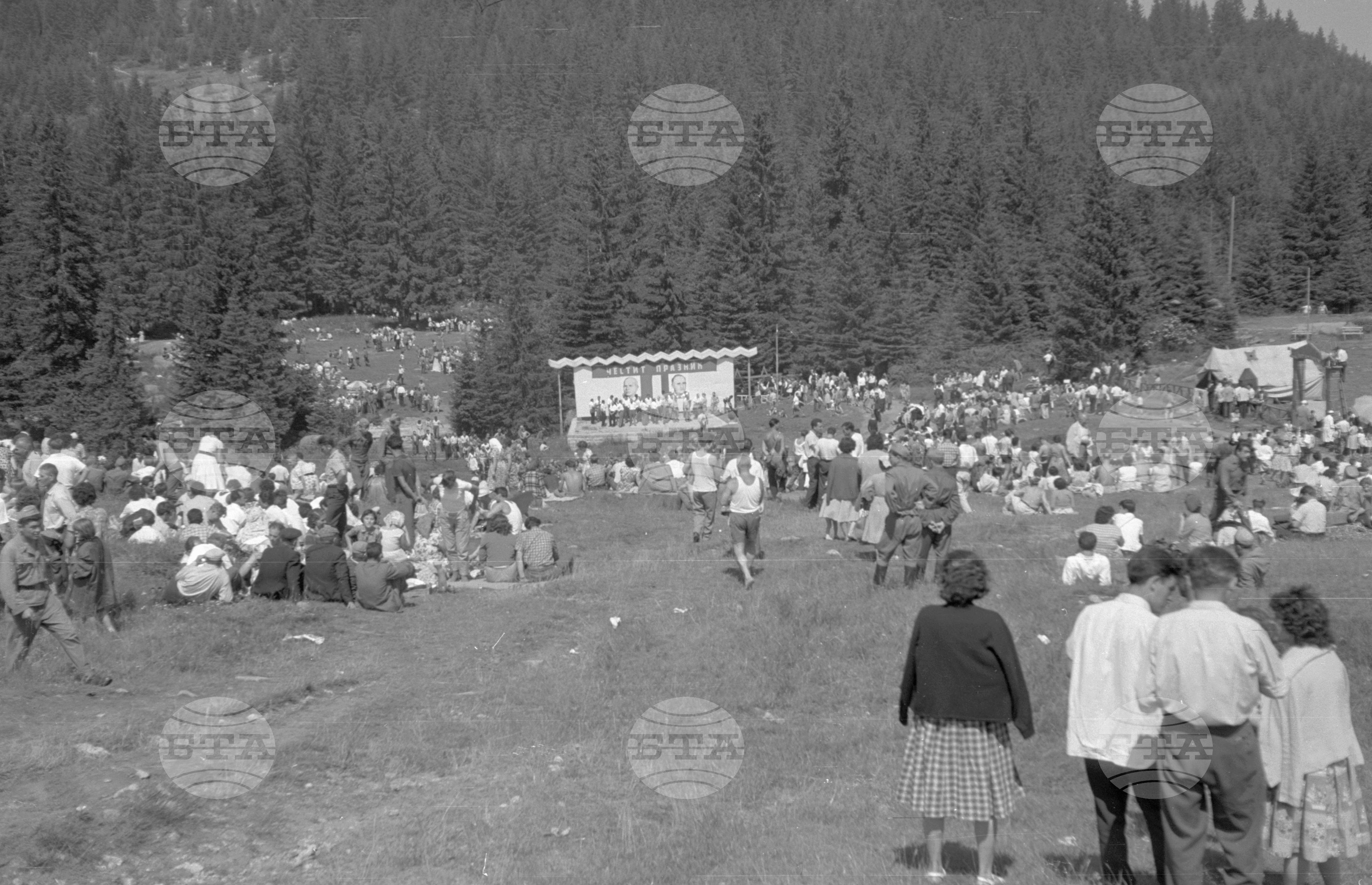 Денят на строителя в Кремиковци 1963 година