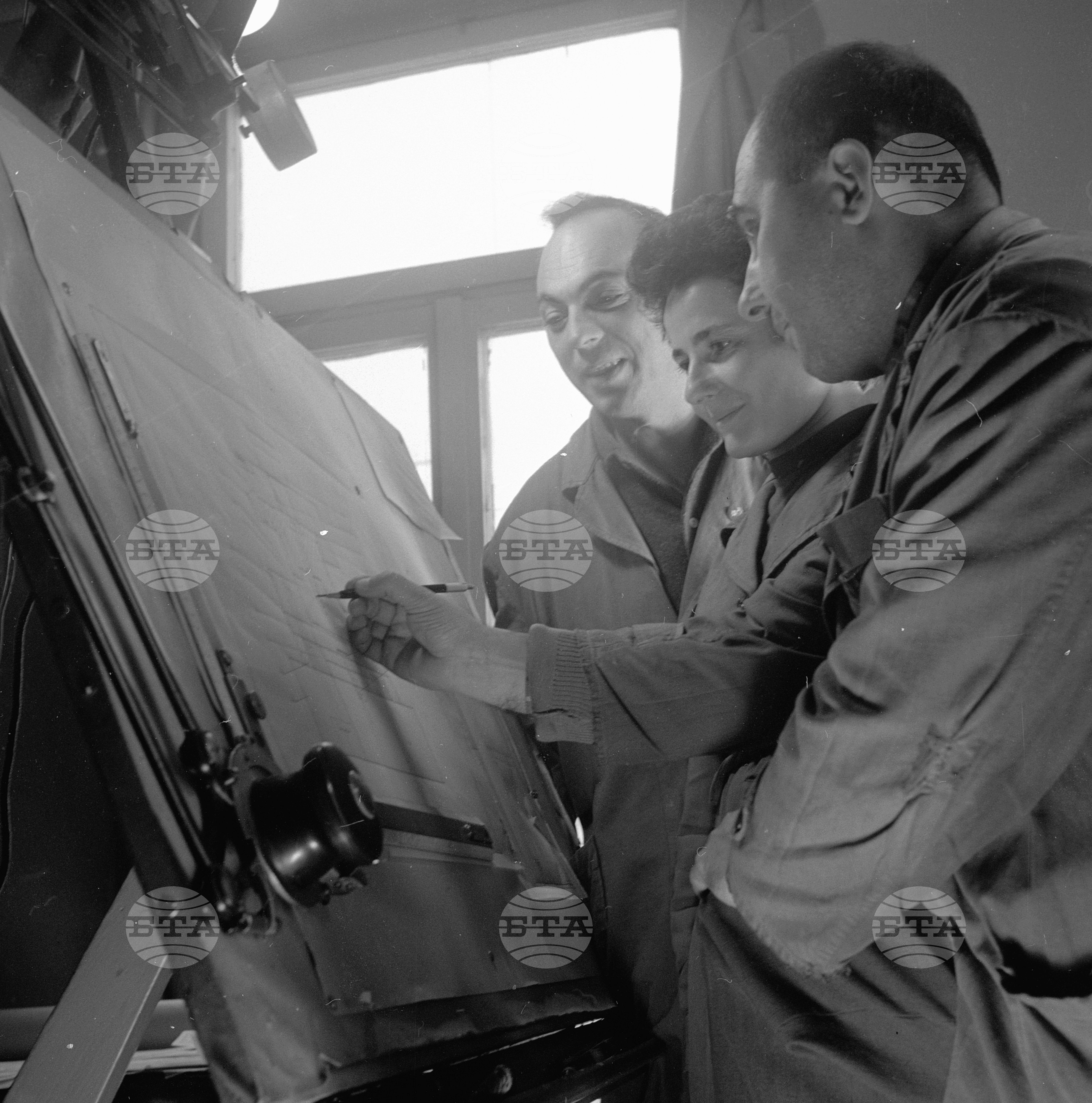 Новости в Слаботоковия завод - декември 1962 година