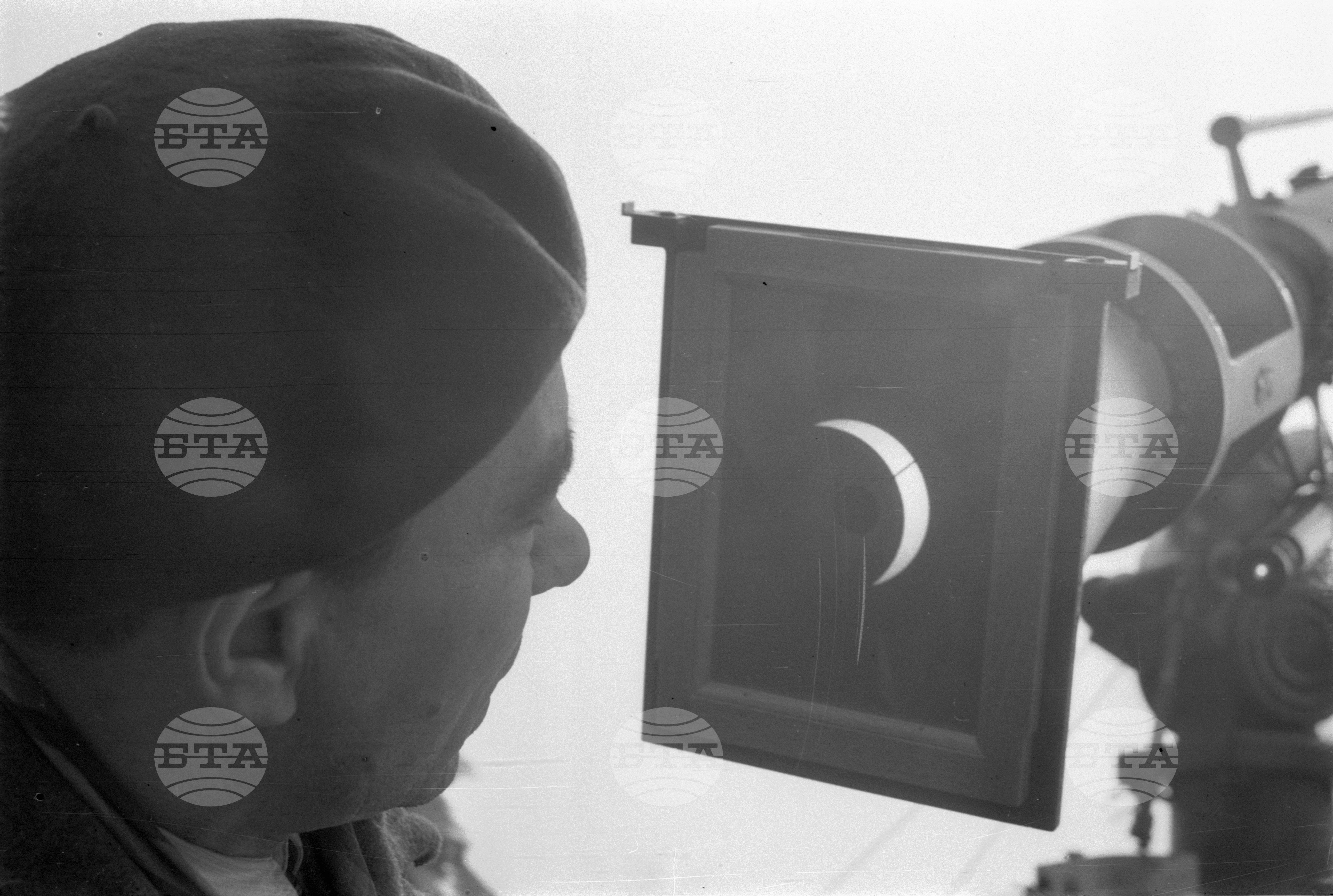Слънчевото затъмнение на 15.II. 1961 г. наблюдавано от Софийската астрономическа обсерватория