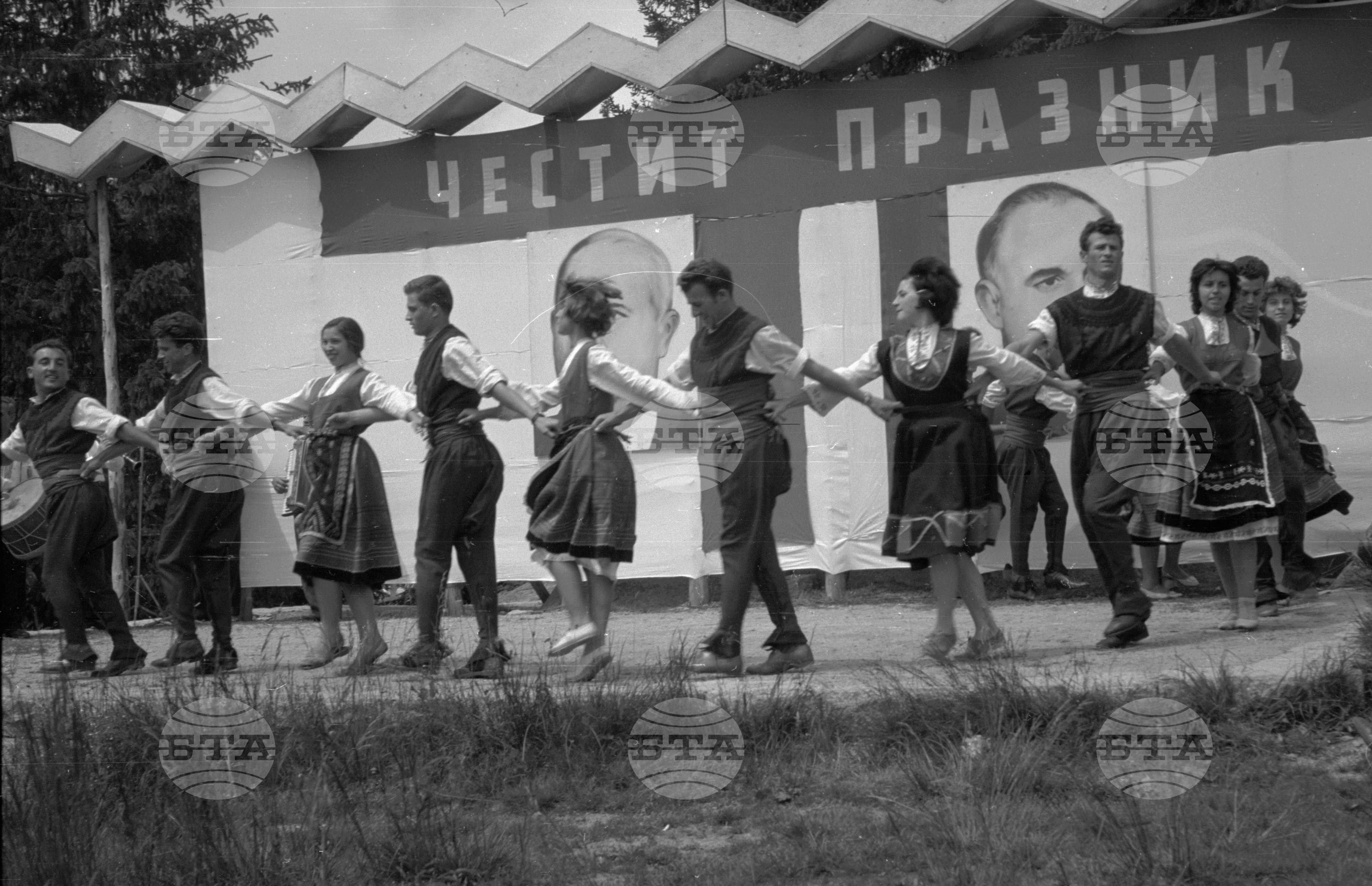Денят на строителя в Кремиковци 1963 година