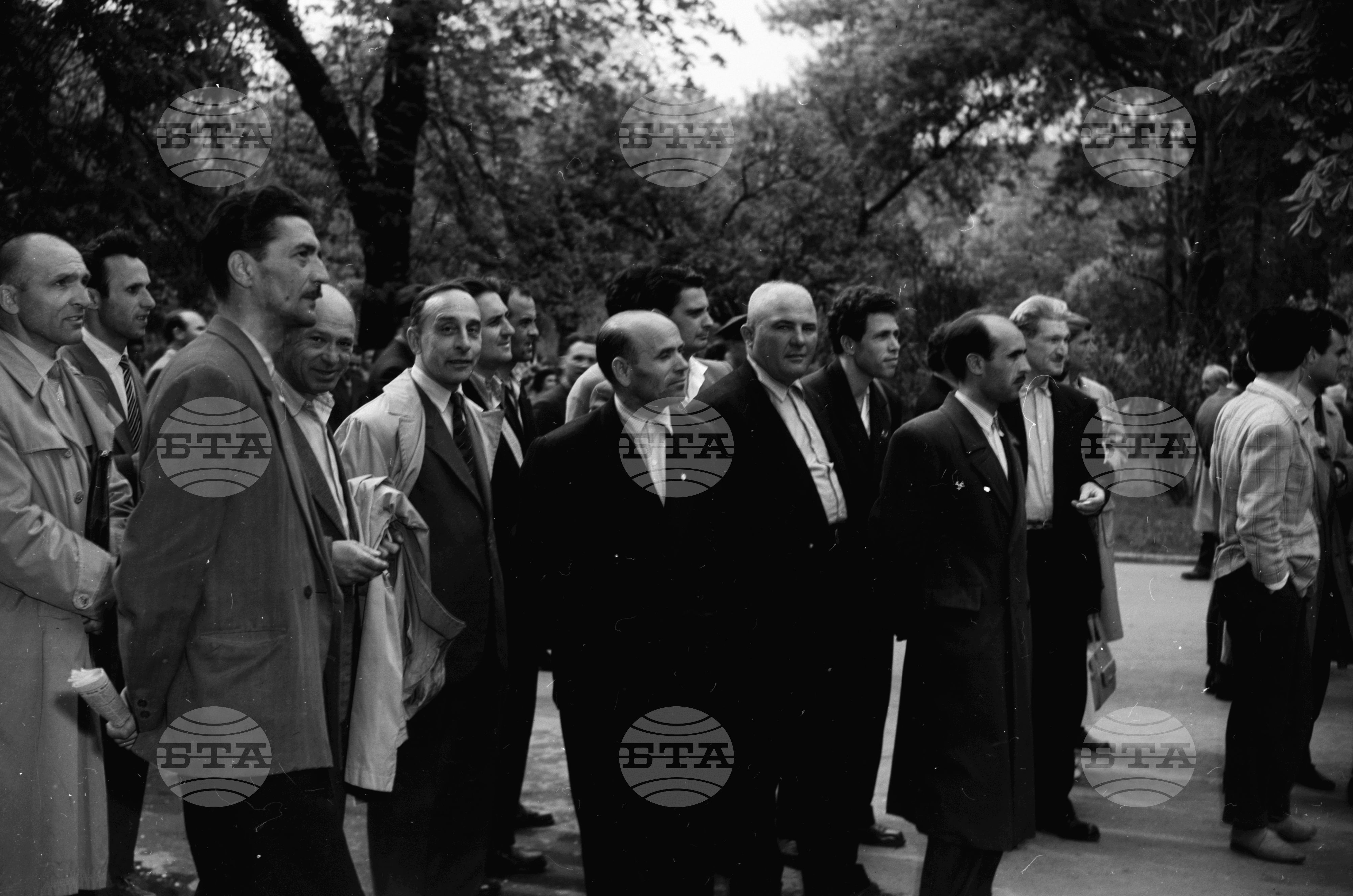 Пред Американската легация в София