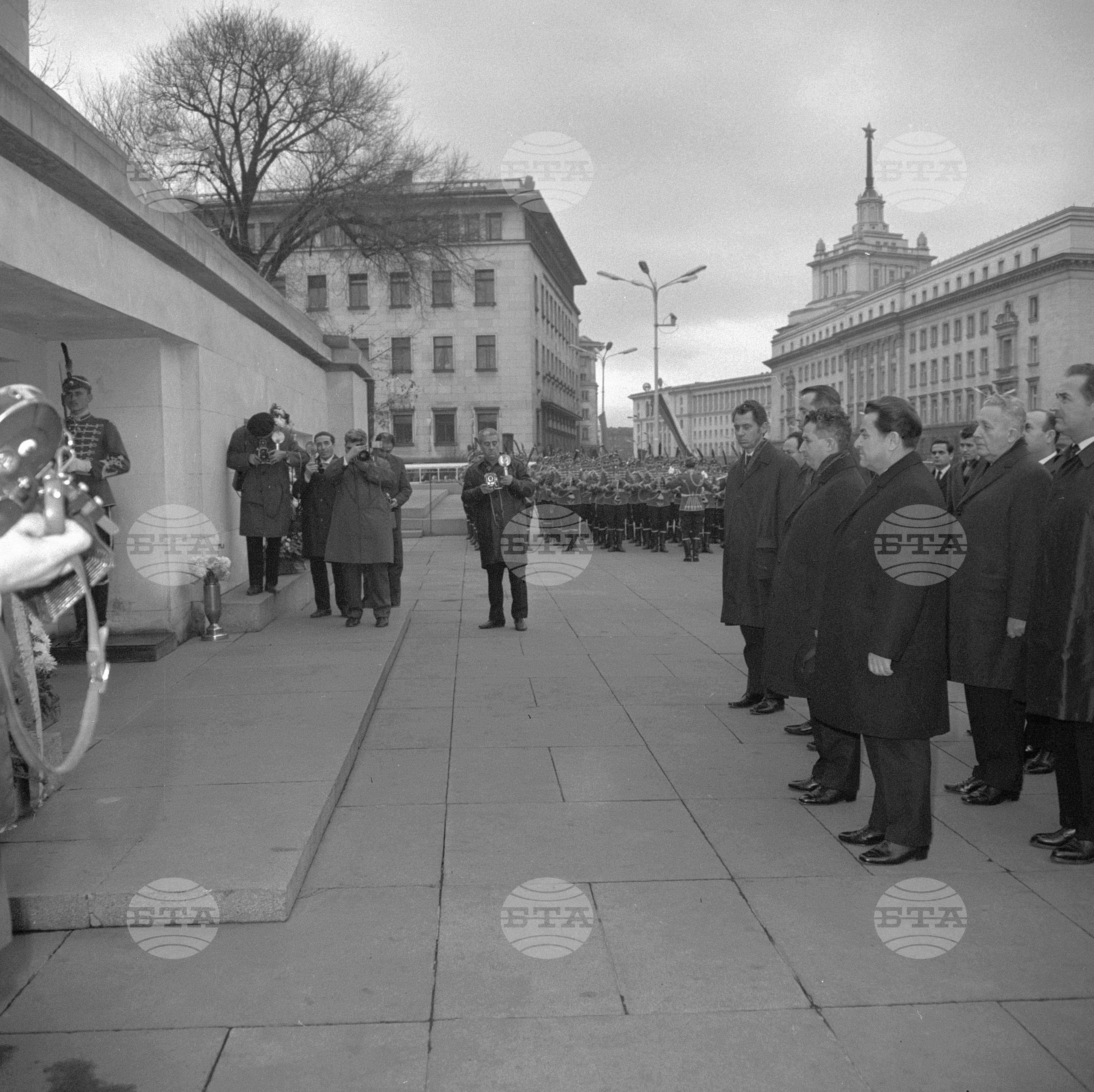 Посещение на румънската партийно-правителствена делегация начело с Николае Чаушеску - част 1