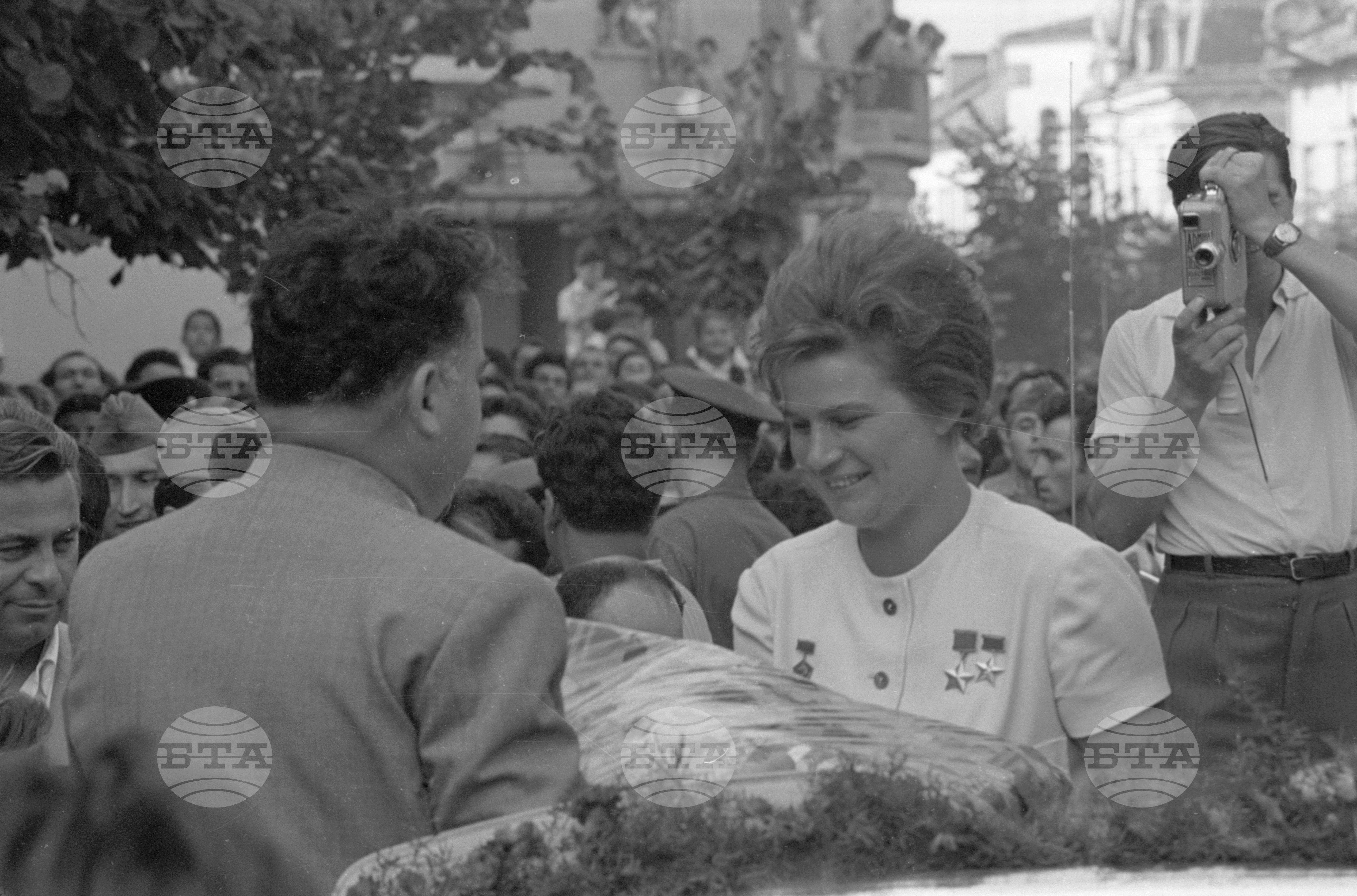 Пребиваване на съветските космонавти Валентина Терешкова и Валерии Биковски у нас - част 7