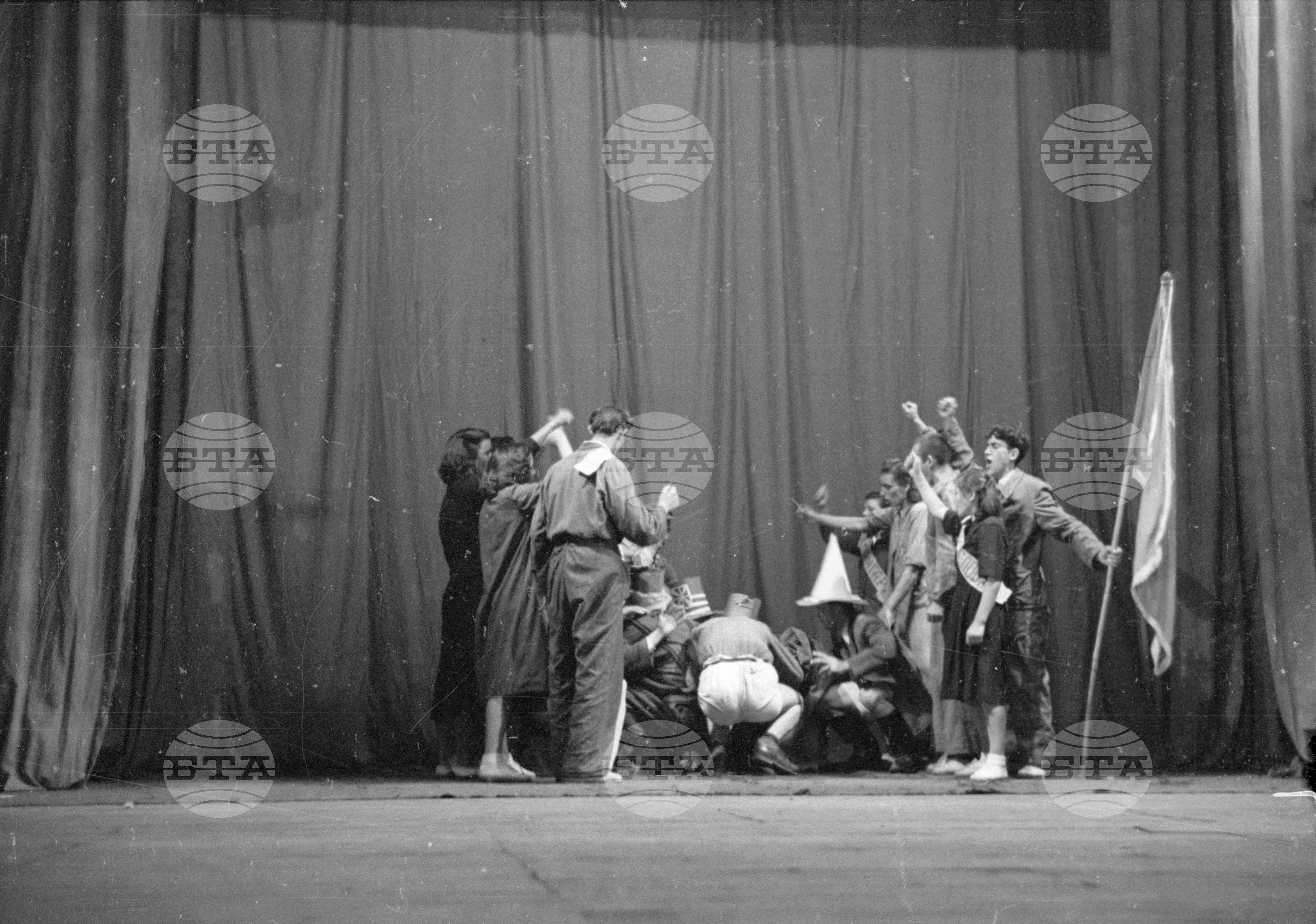 Окръжен преглед на художествената самодейност, 1951