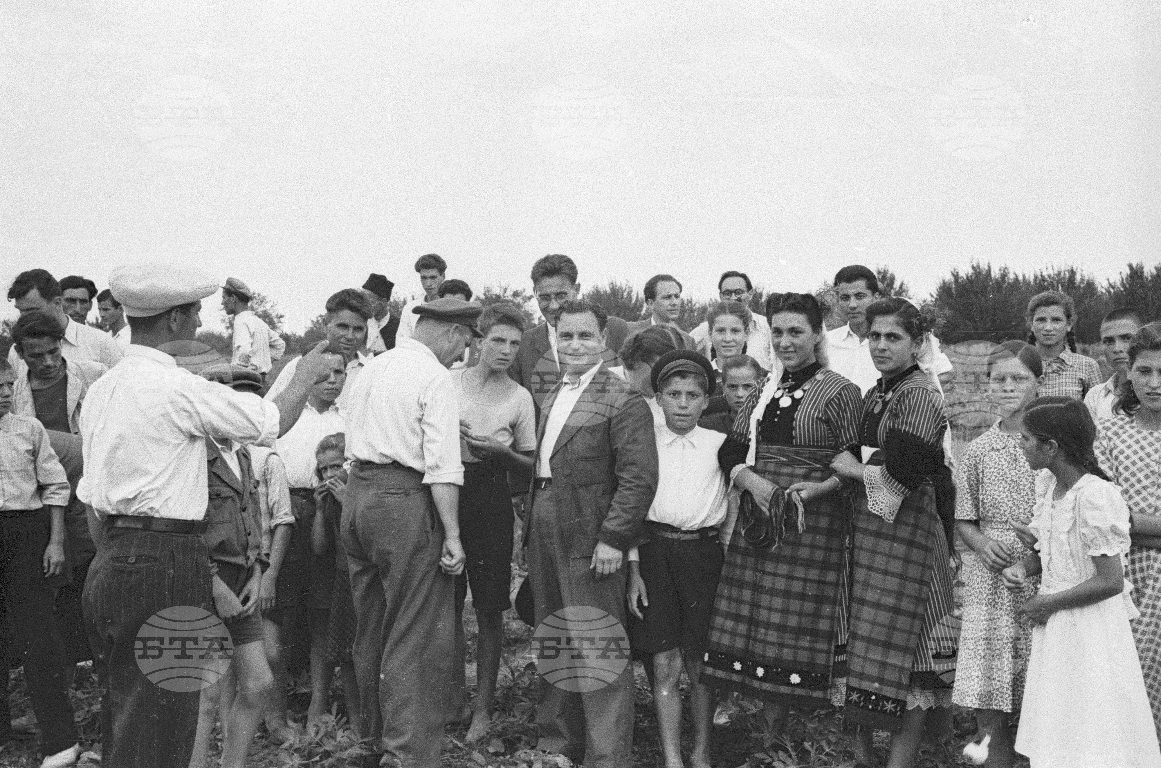 Откриване на гимназията в Перущица, 1951
