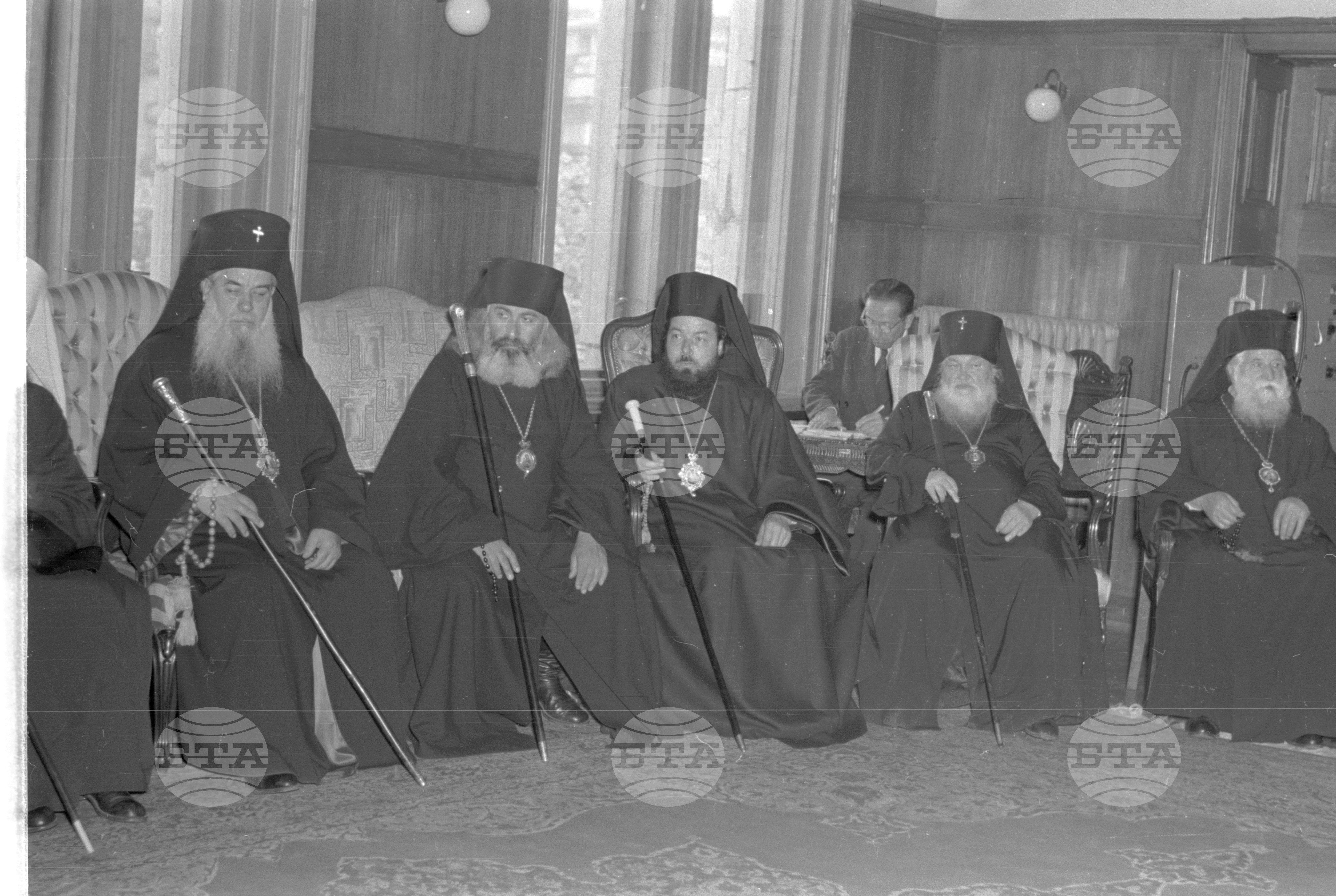 Тържествено заседание на Светия Синод с патриарха Кирил Пловдивски и гостите по случай избирането на патриарх на Българската православна църква