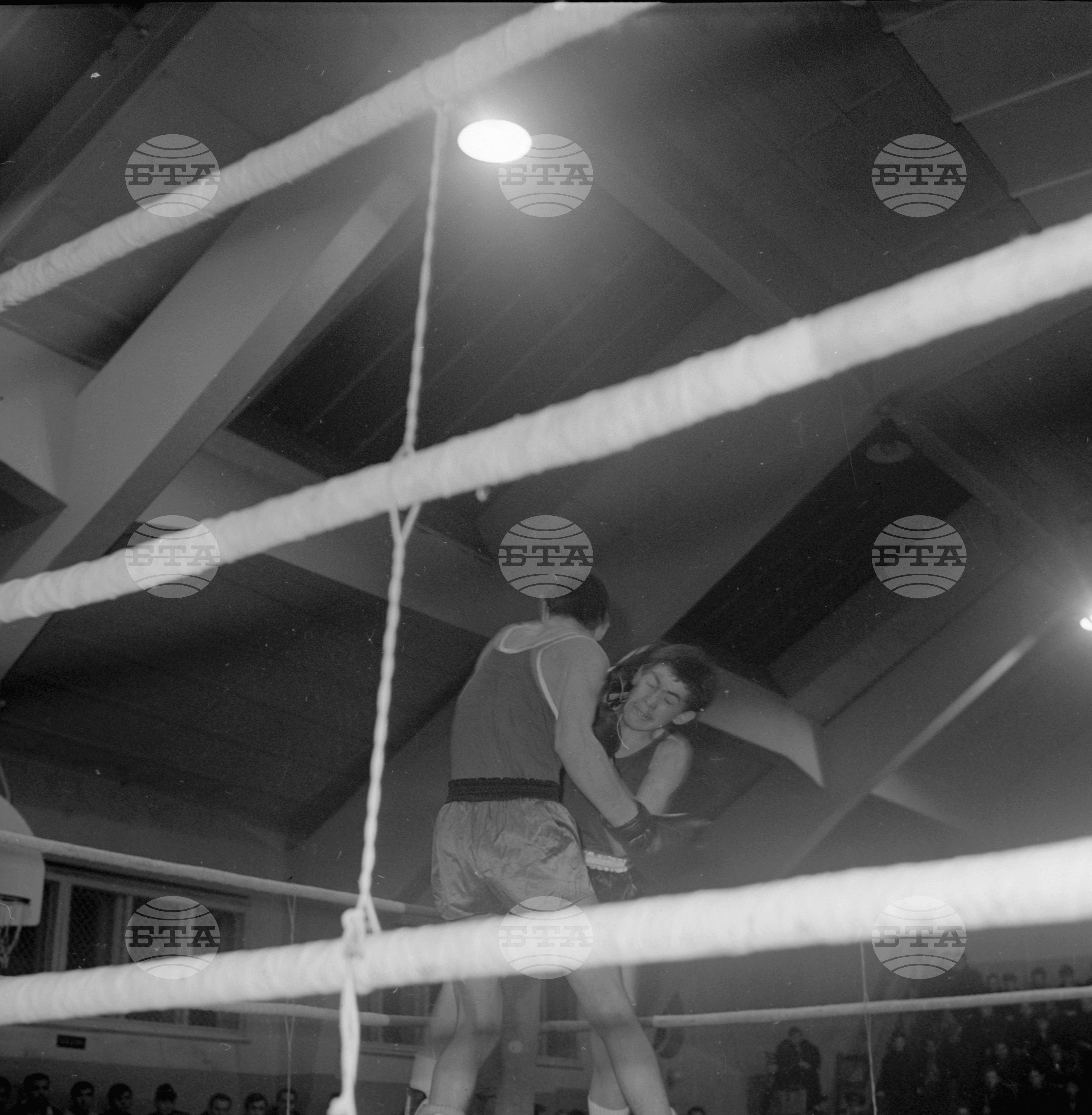 Срещата по бокс между отборите на "Левски-Спартак"  и "Черноморец" - Бургас