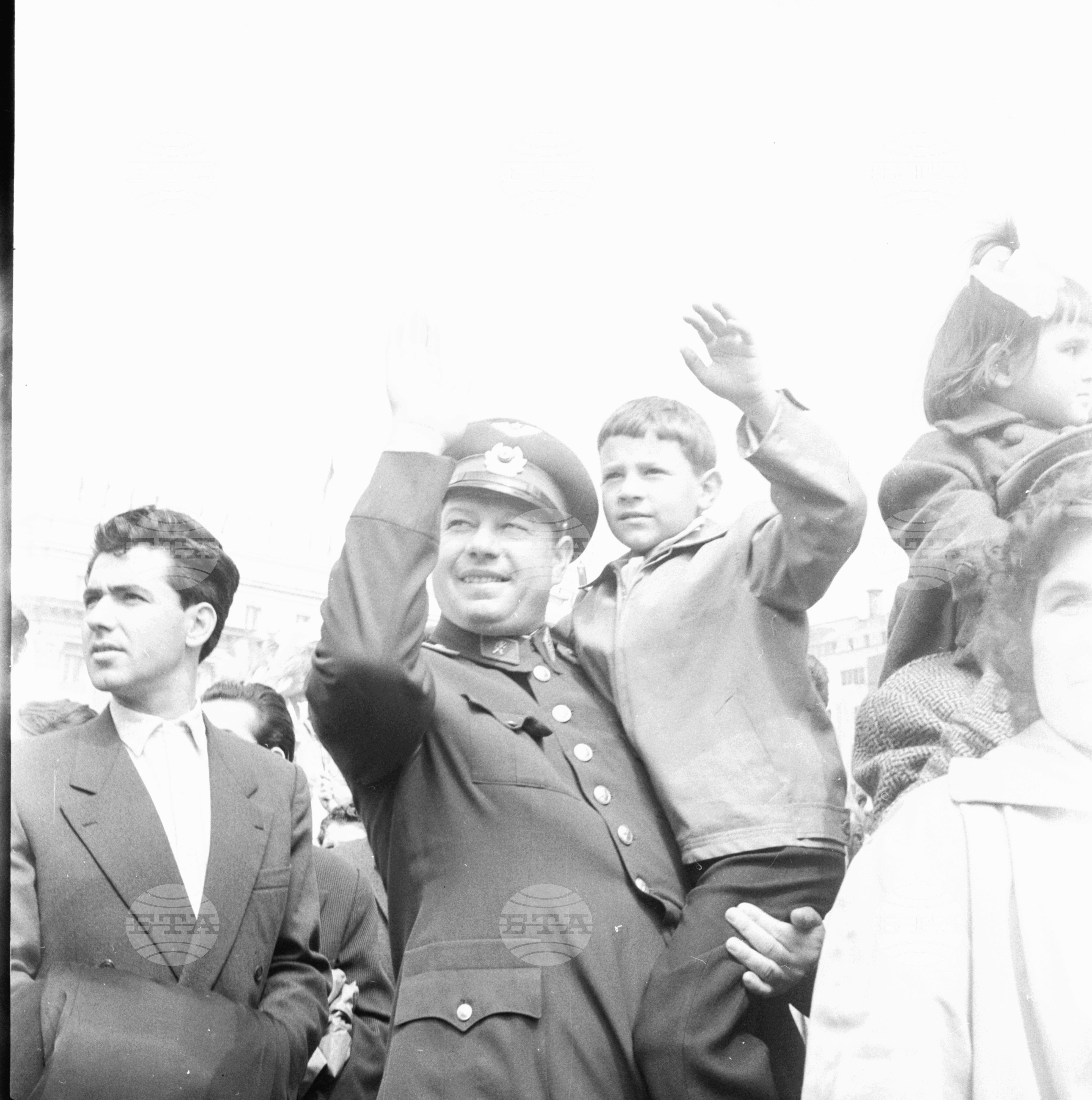 Първомайската манифестация на трудещите се в София (1961)