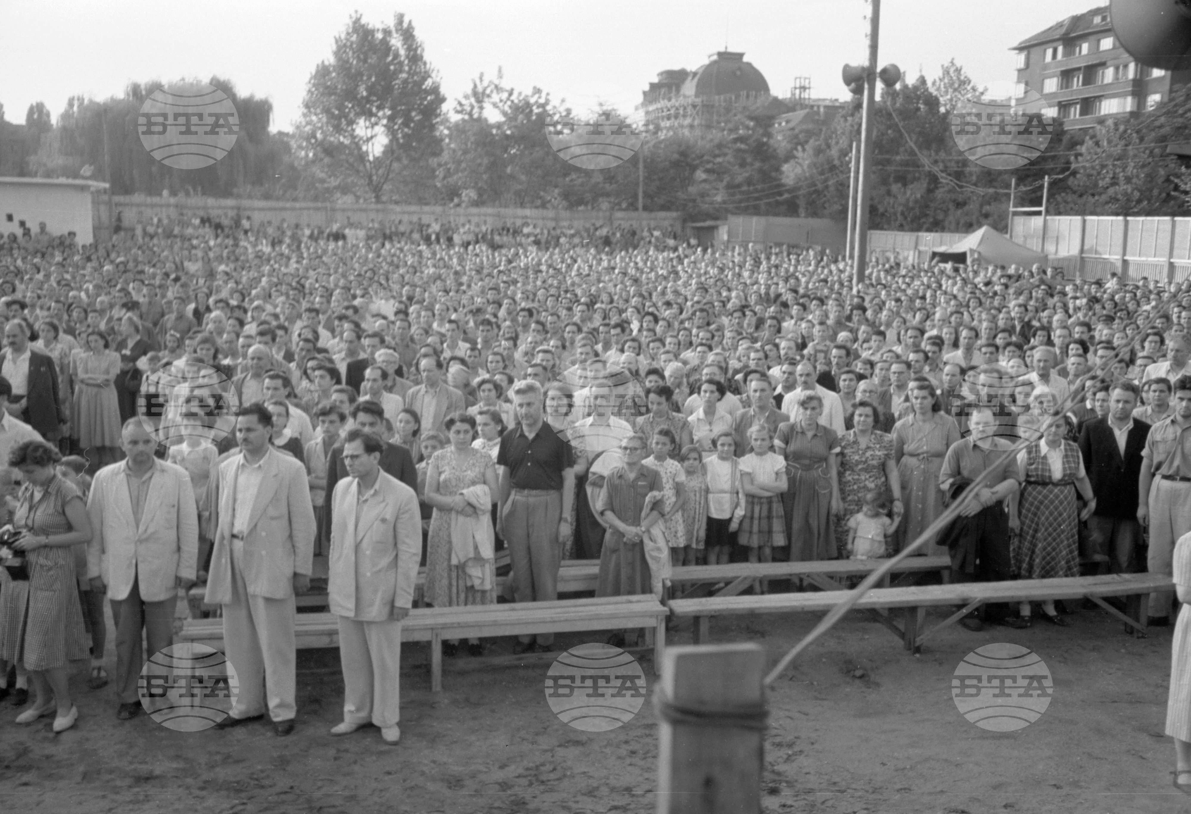 Ансамбъл за песни и танци при Корейската народна армия в България - 1953 година