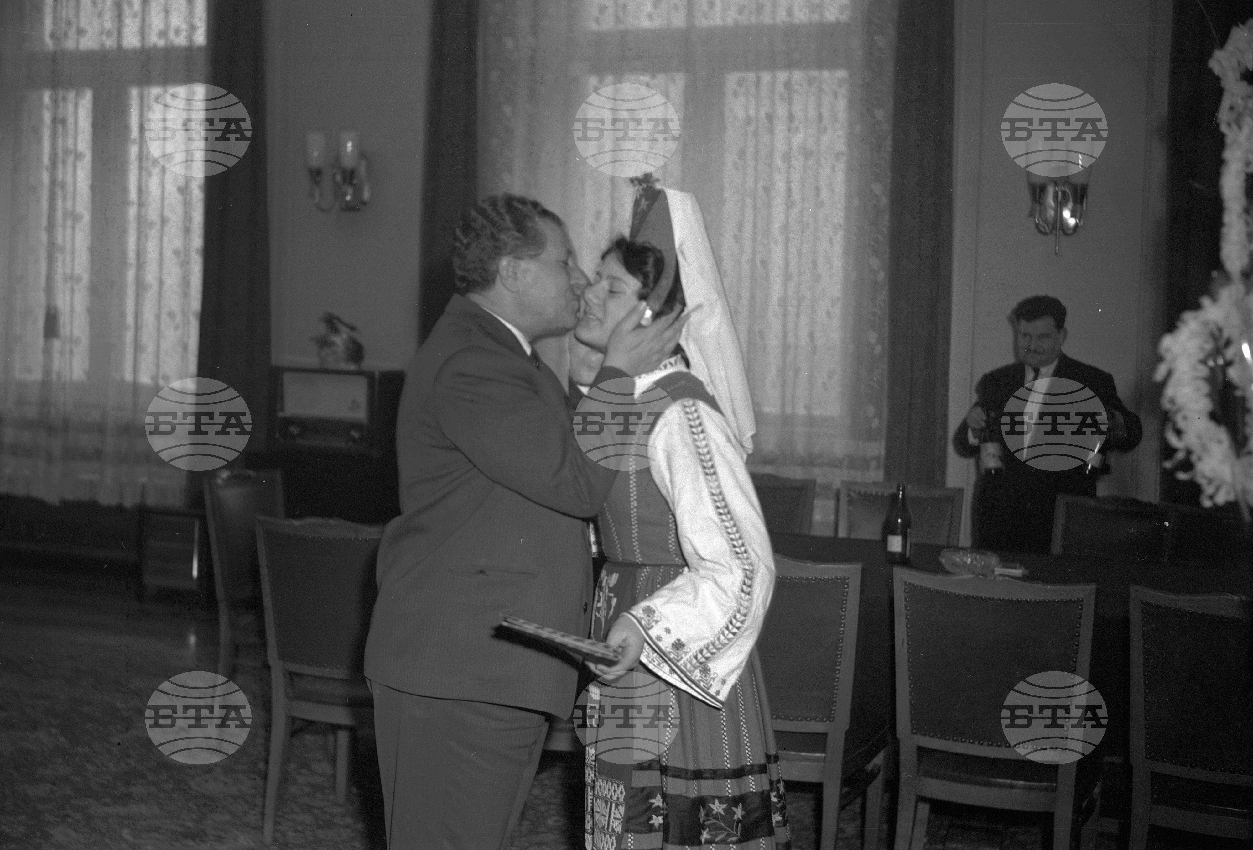 Новогодишно сурвакане в Министерския съвет