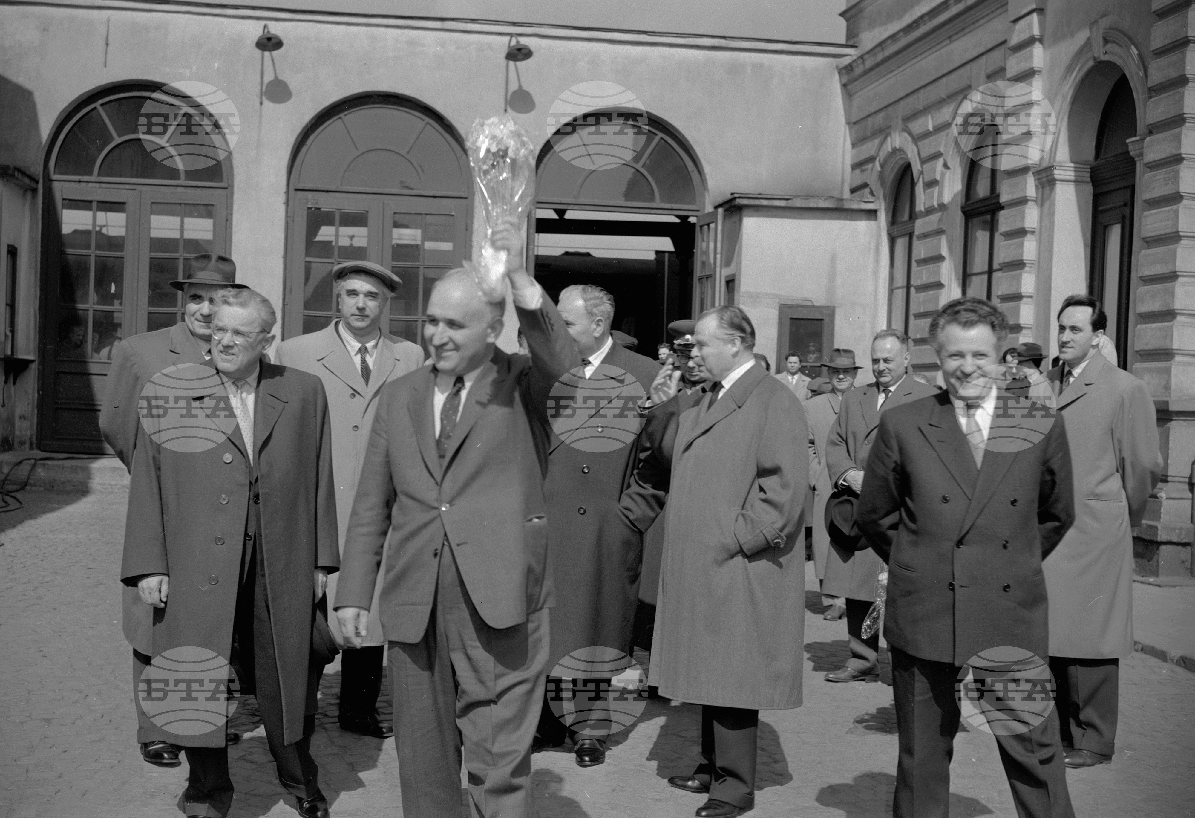 Посрещане на правителствената делегация от Москва