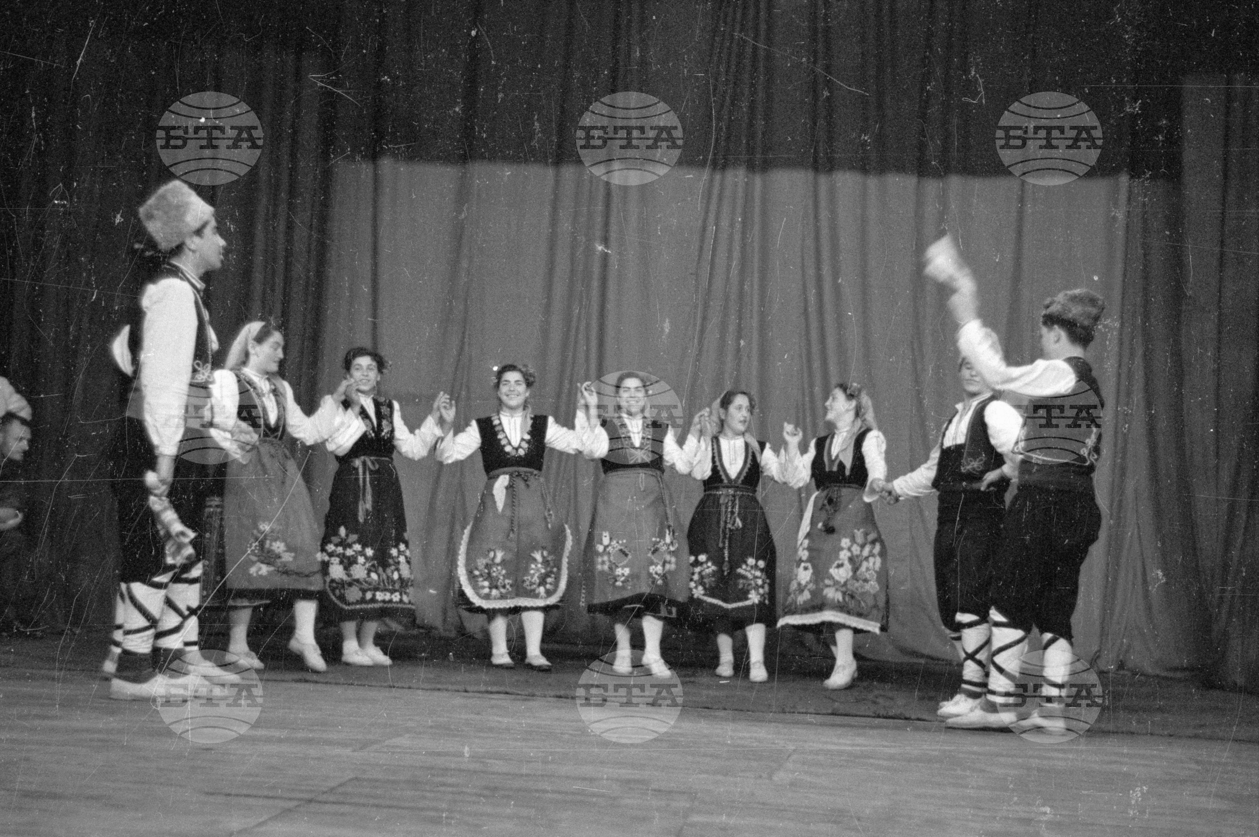 Окръжен преглед на художествената самодейност, 1951