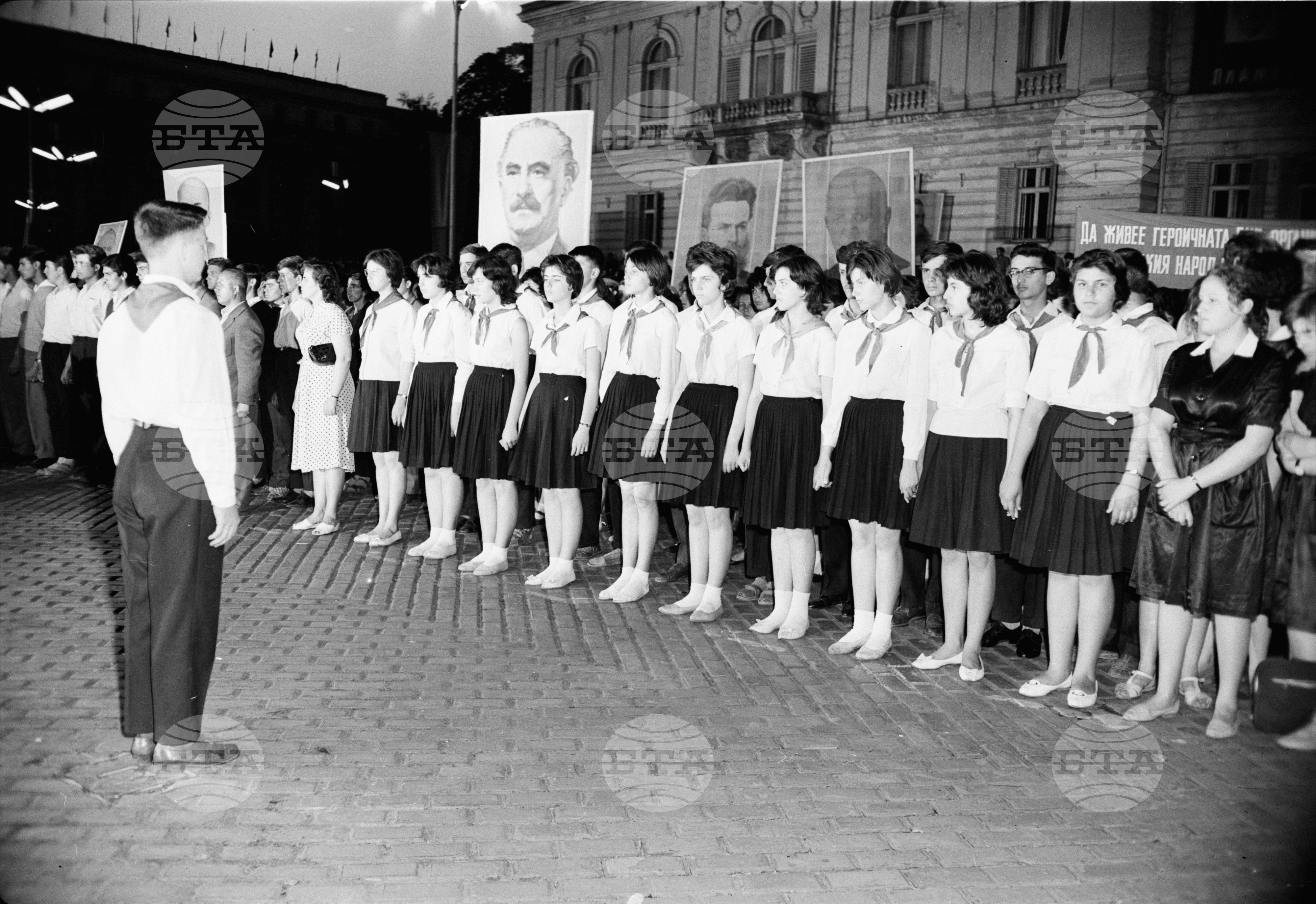 Тържествена заря в столицата в памет на загиналите за свободата на народа