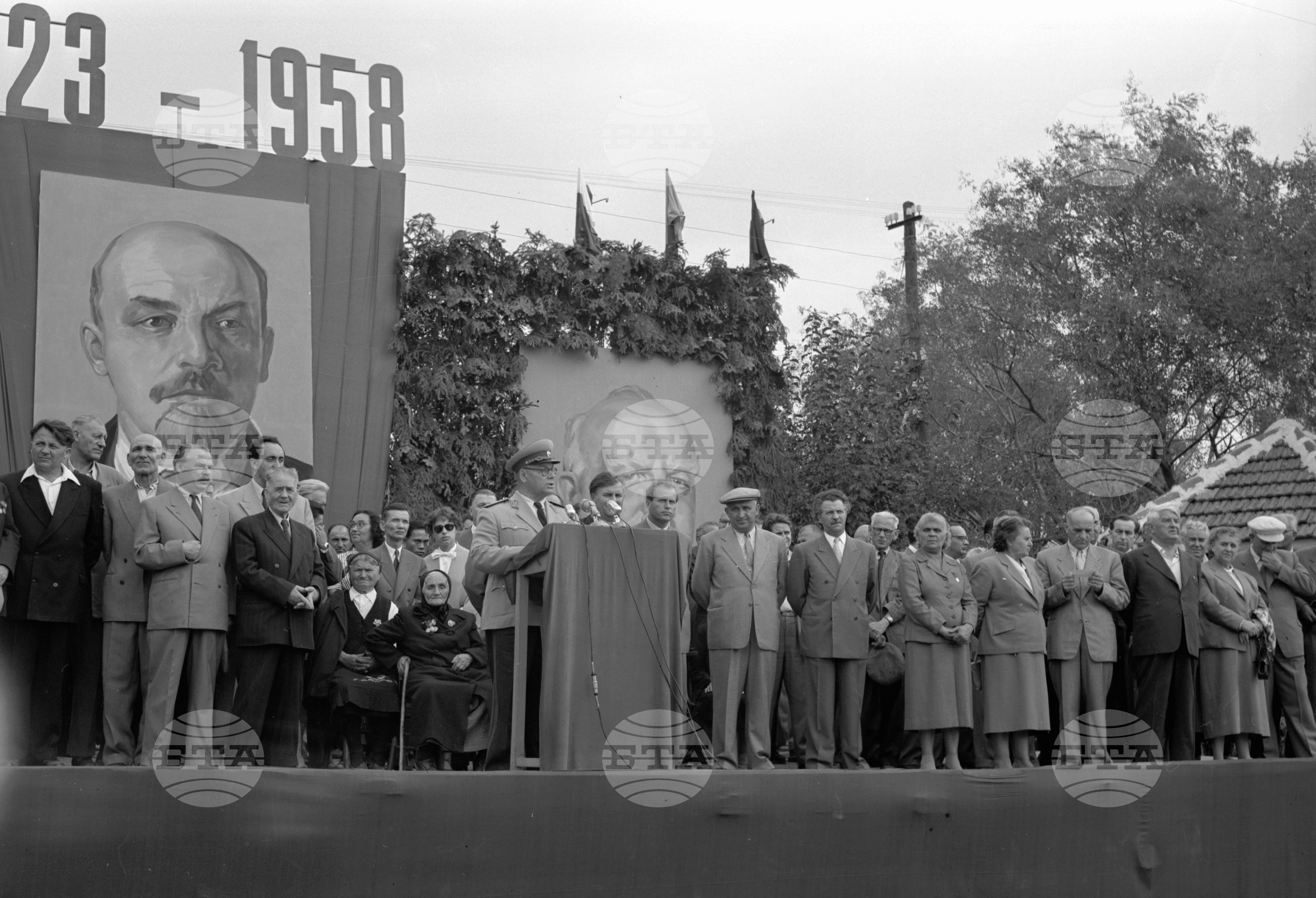 Величествен митинг в Михайловград по случай 35-годишнината от Септемврийското въстание през 1923 година
