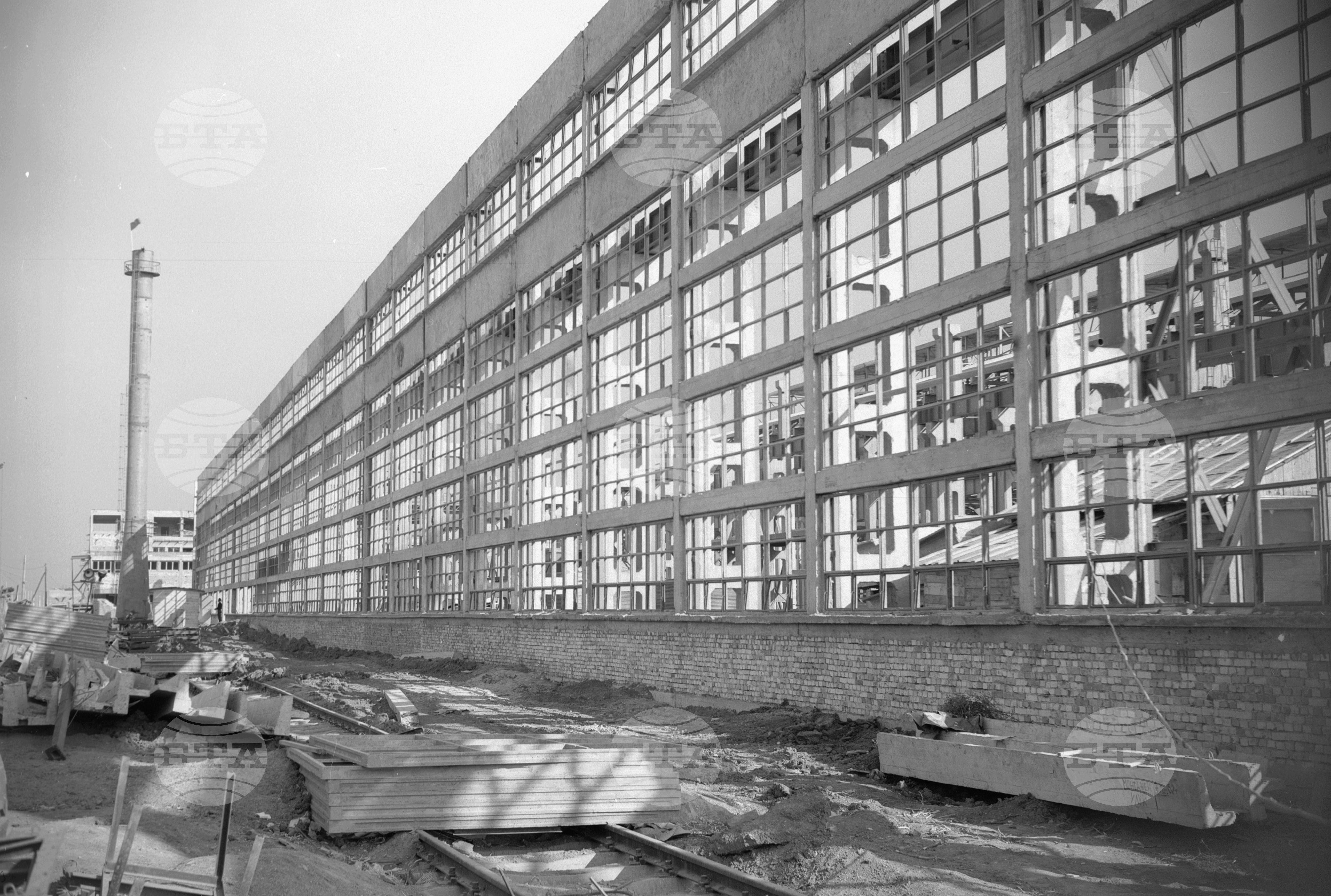 Влизане в експлоатация на механичния цех при ремонтно механичния завод "Кремиковци"