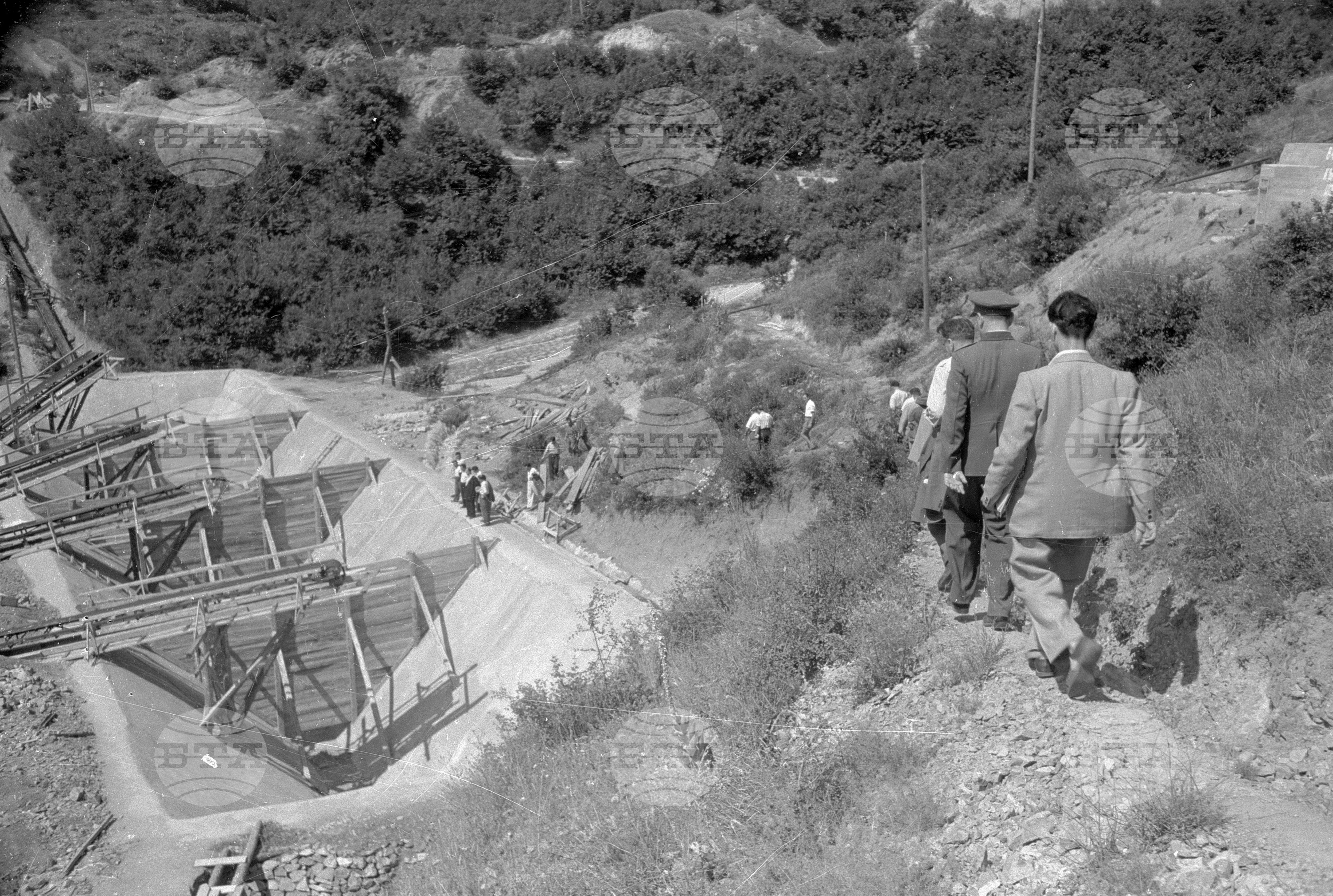 Язовир "Сталин" - снимки от изграждането му през 1952 година