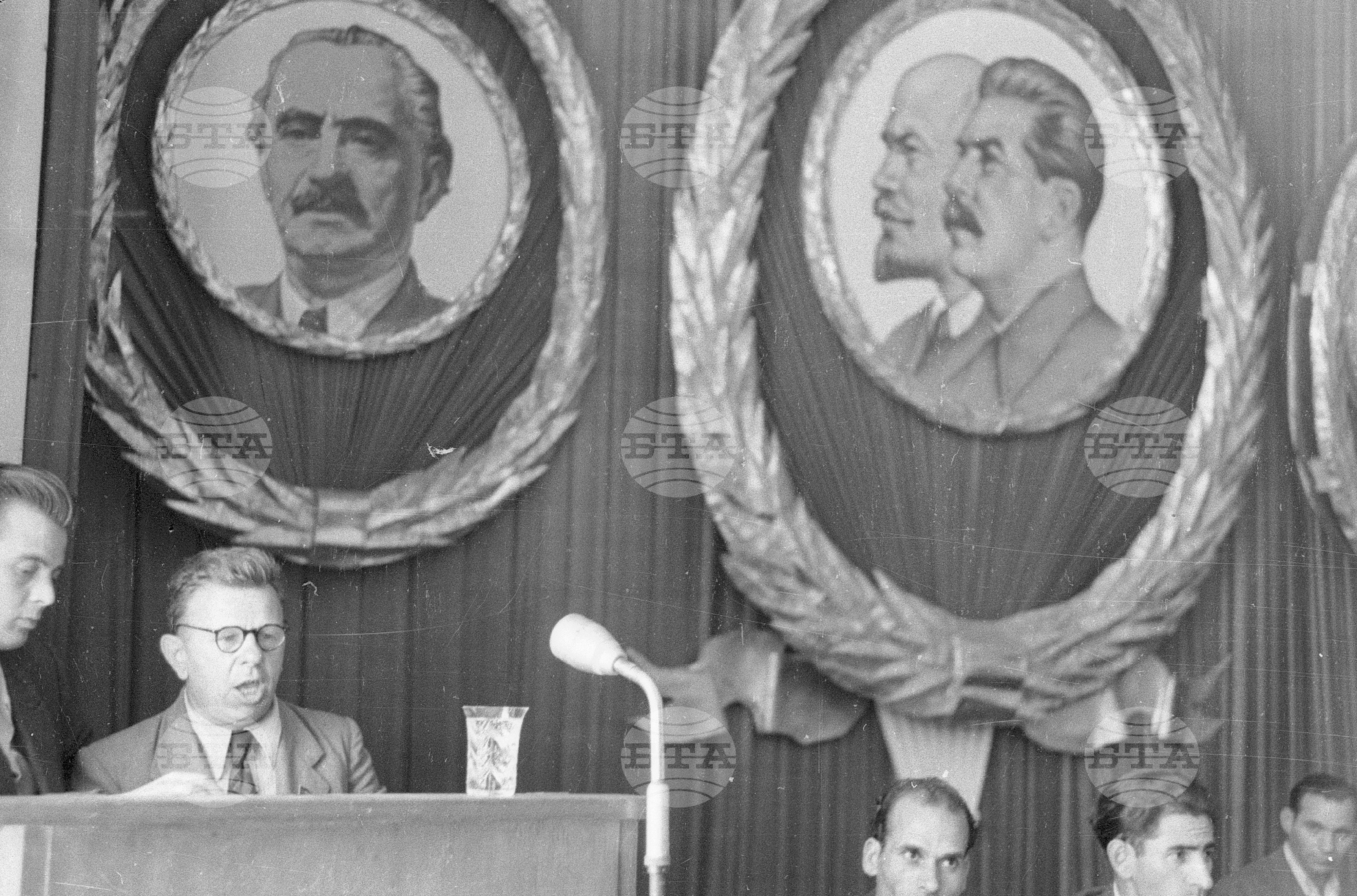 Съветските гости по време на месеца на Съветската дружба, 1951 година - Чекирьов, Скрябин и други