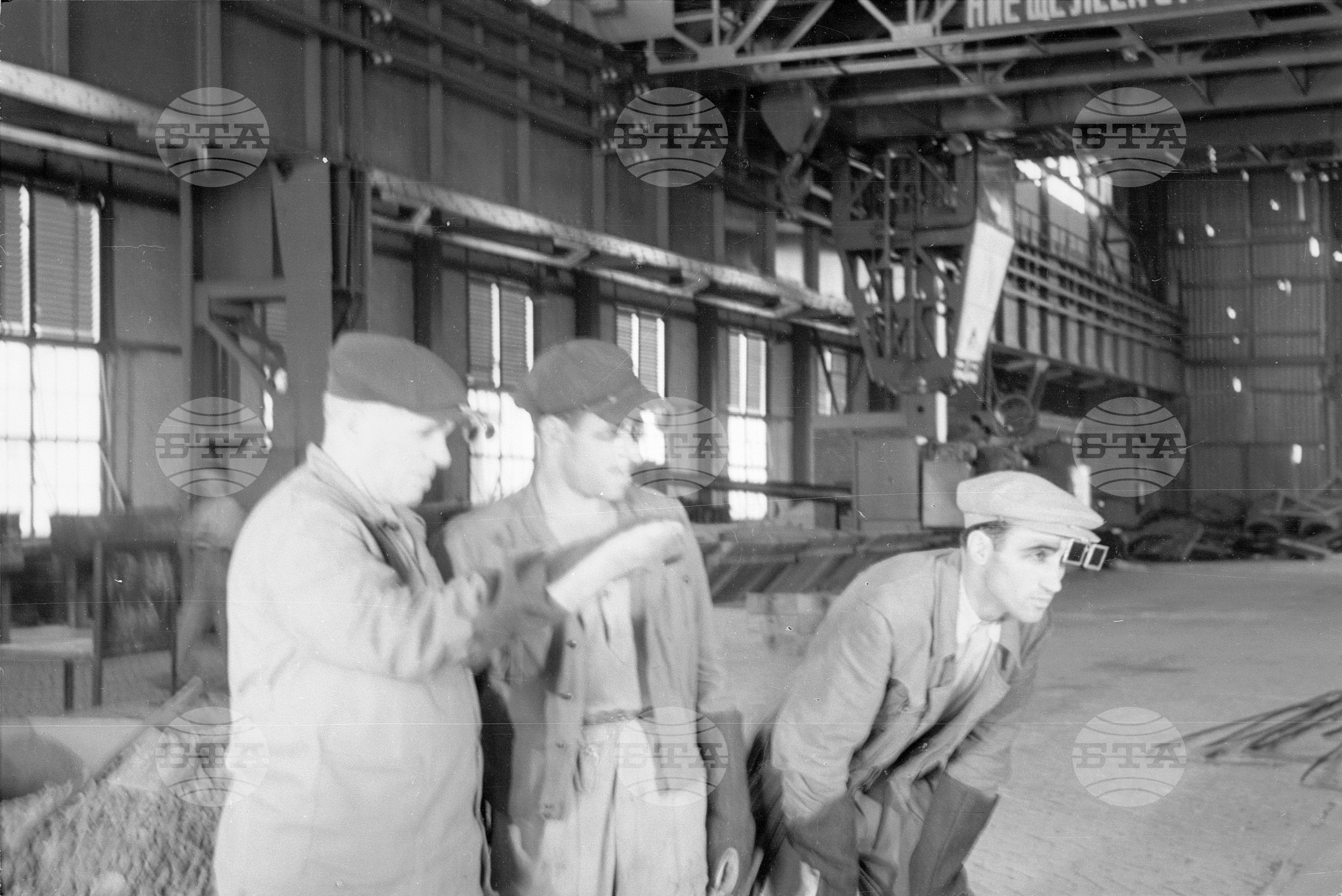 Държавен металургичен завод „Ленин“ - 1953 година - част 2