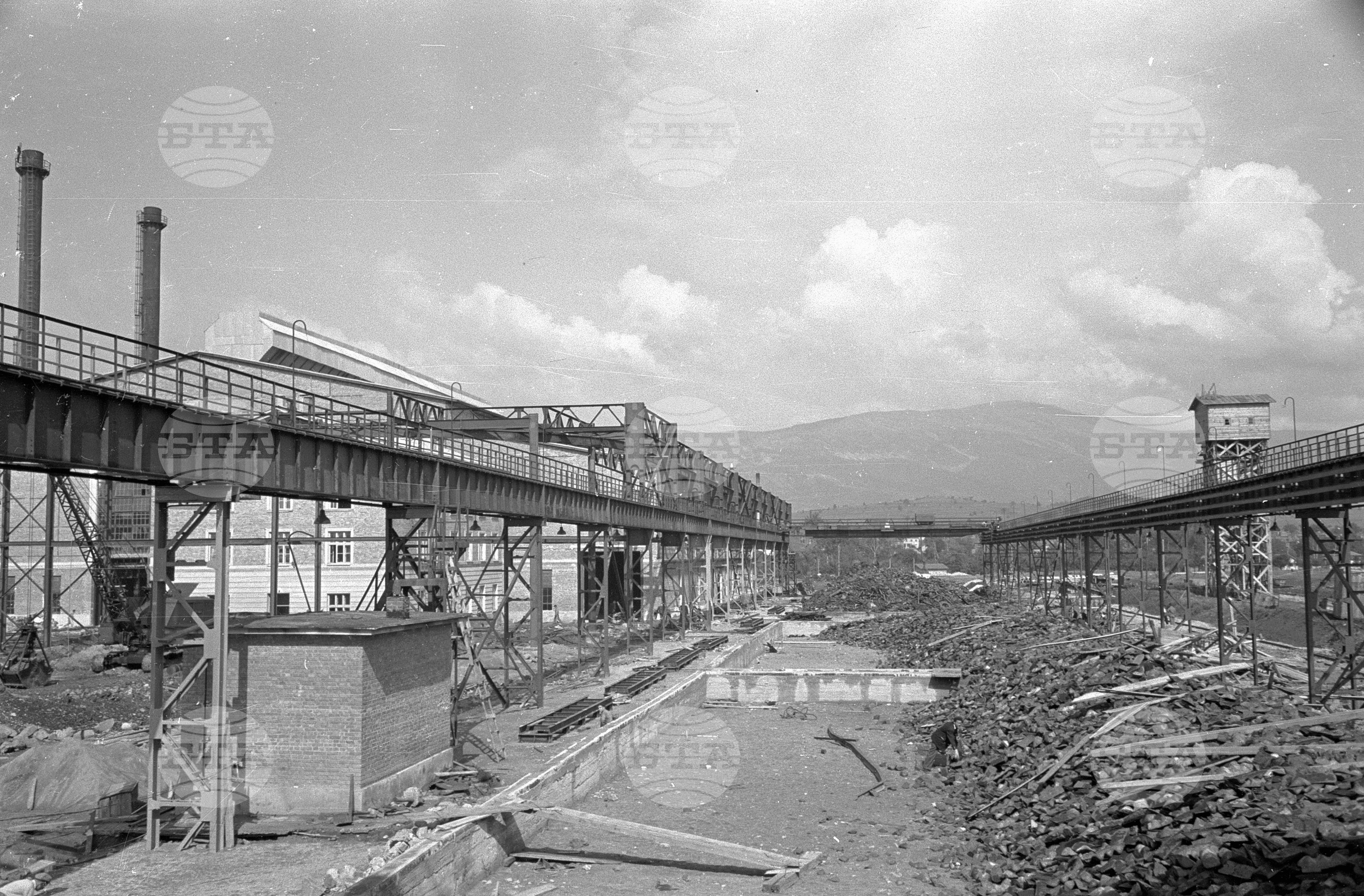 Държавен металургичен завод „Ленин“ - 1953 година - строеж