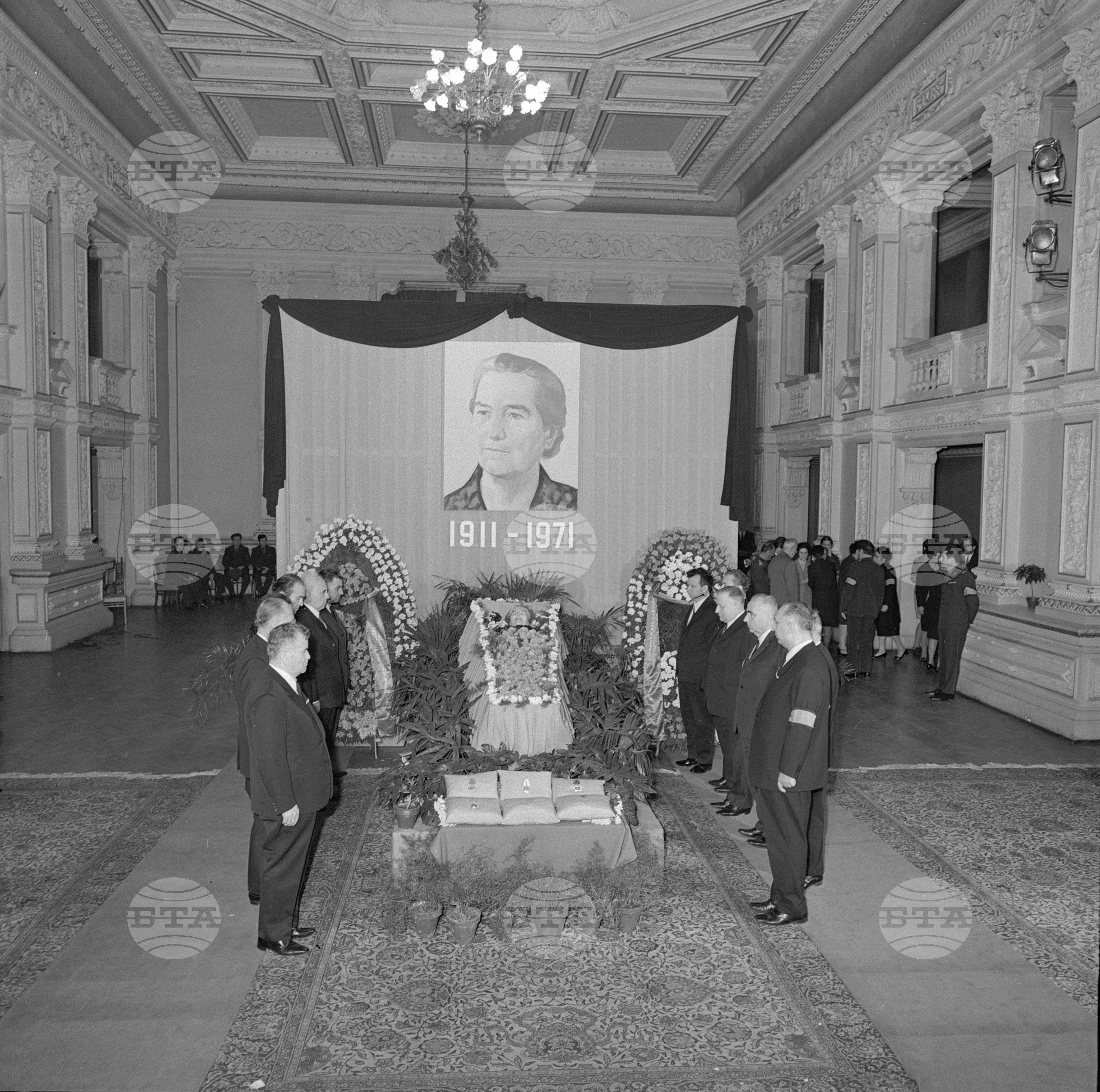 Погребението на доктор Мара Малеева Живкова