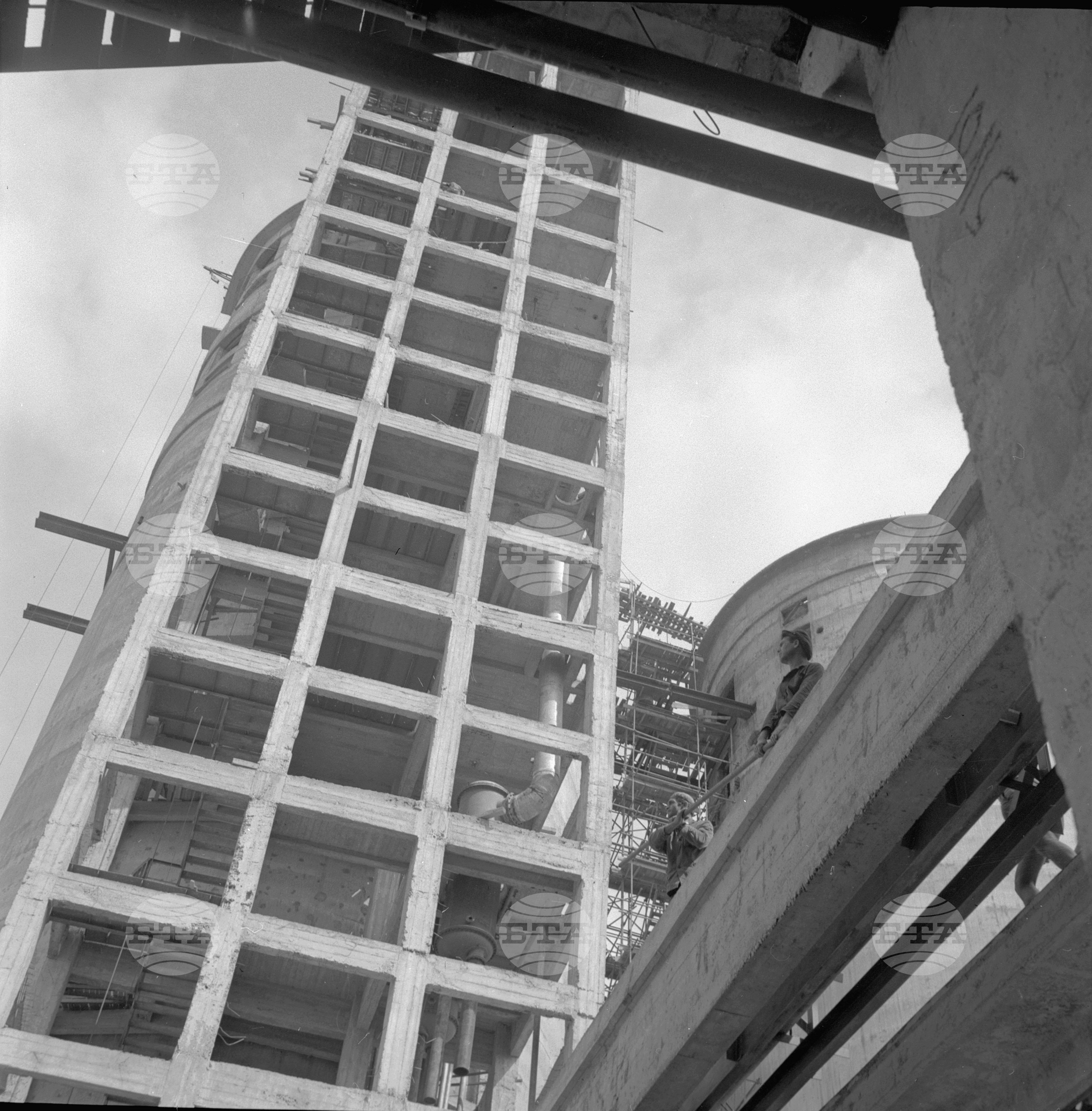 На строежа на Азотно-торовия завод край Стара Загора 1962г. част 7