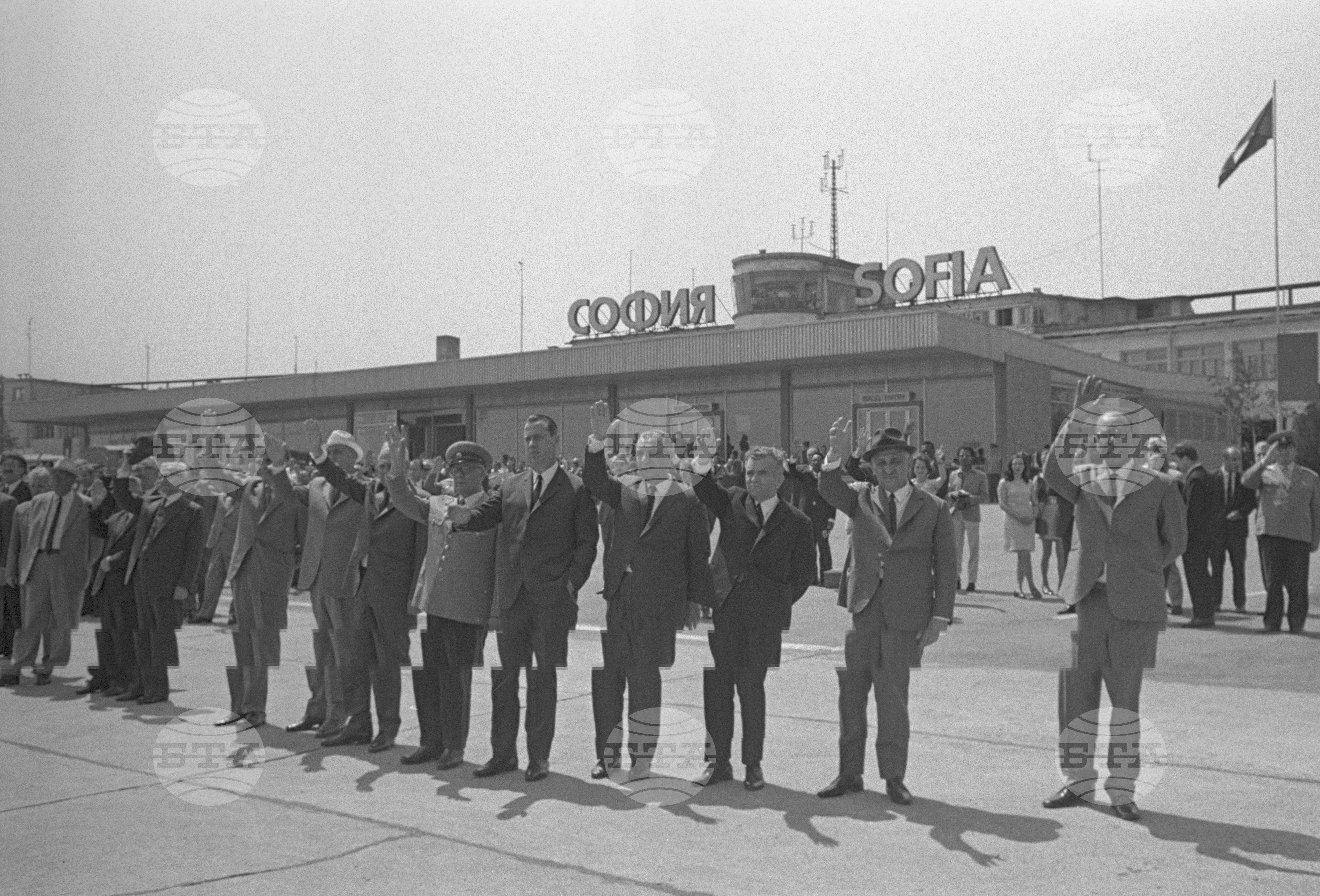 Генерал-майор Джафаар Мохамед Нимейри на посещение в България - част 5