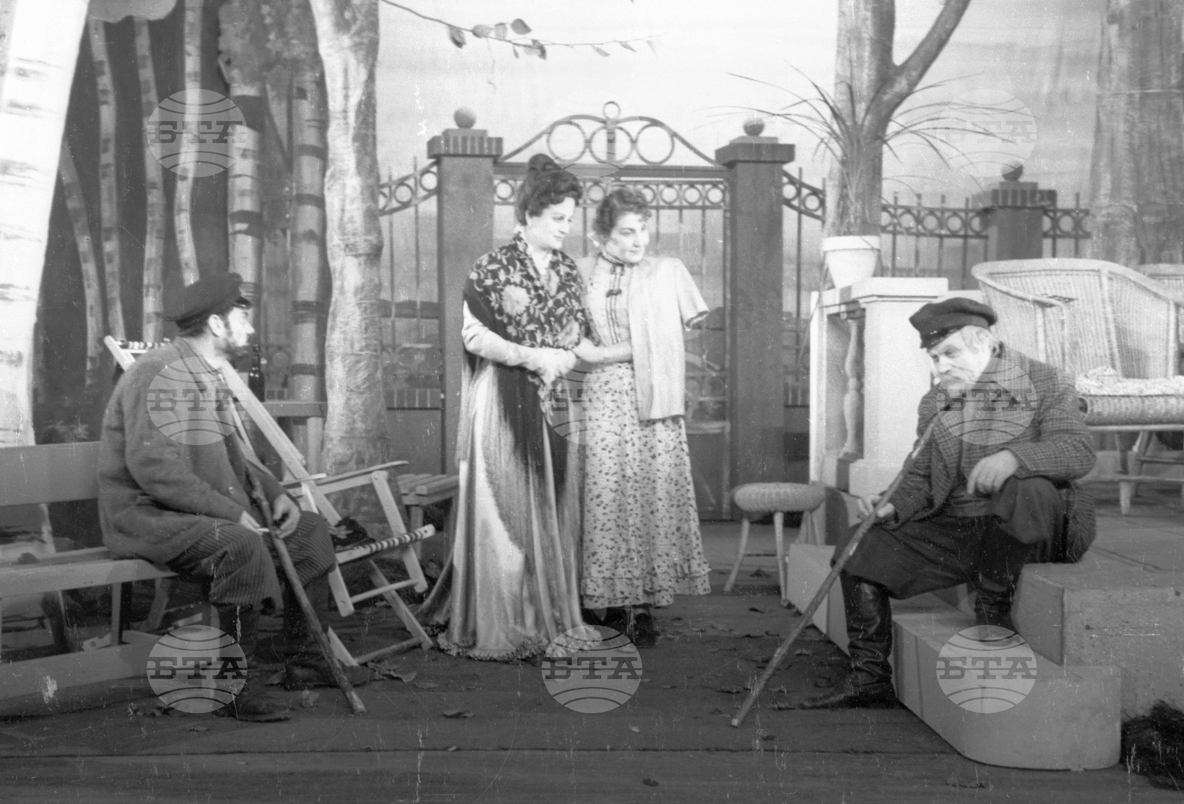 Народен театър "Иван Вазов", 1951 - част 1