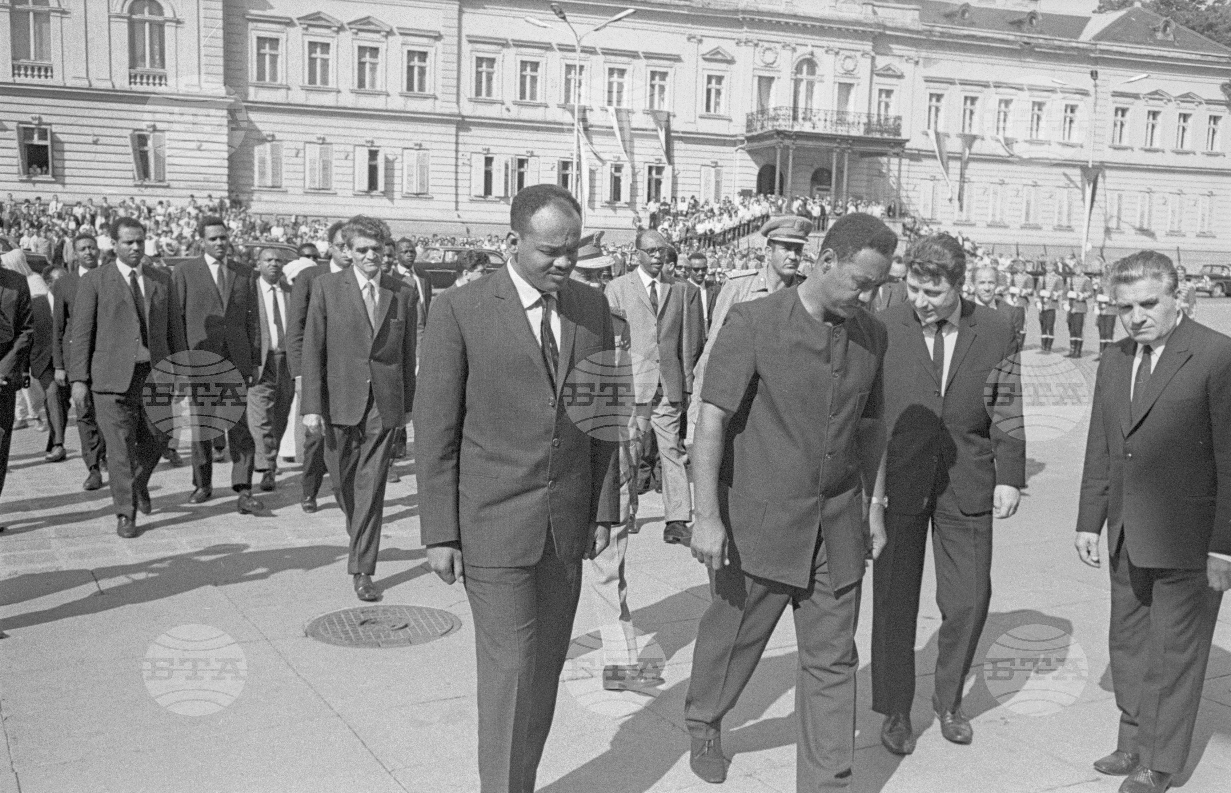 Генерал-майор Джафаар Мохамед Нимейри на посещение в България - част 1