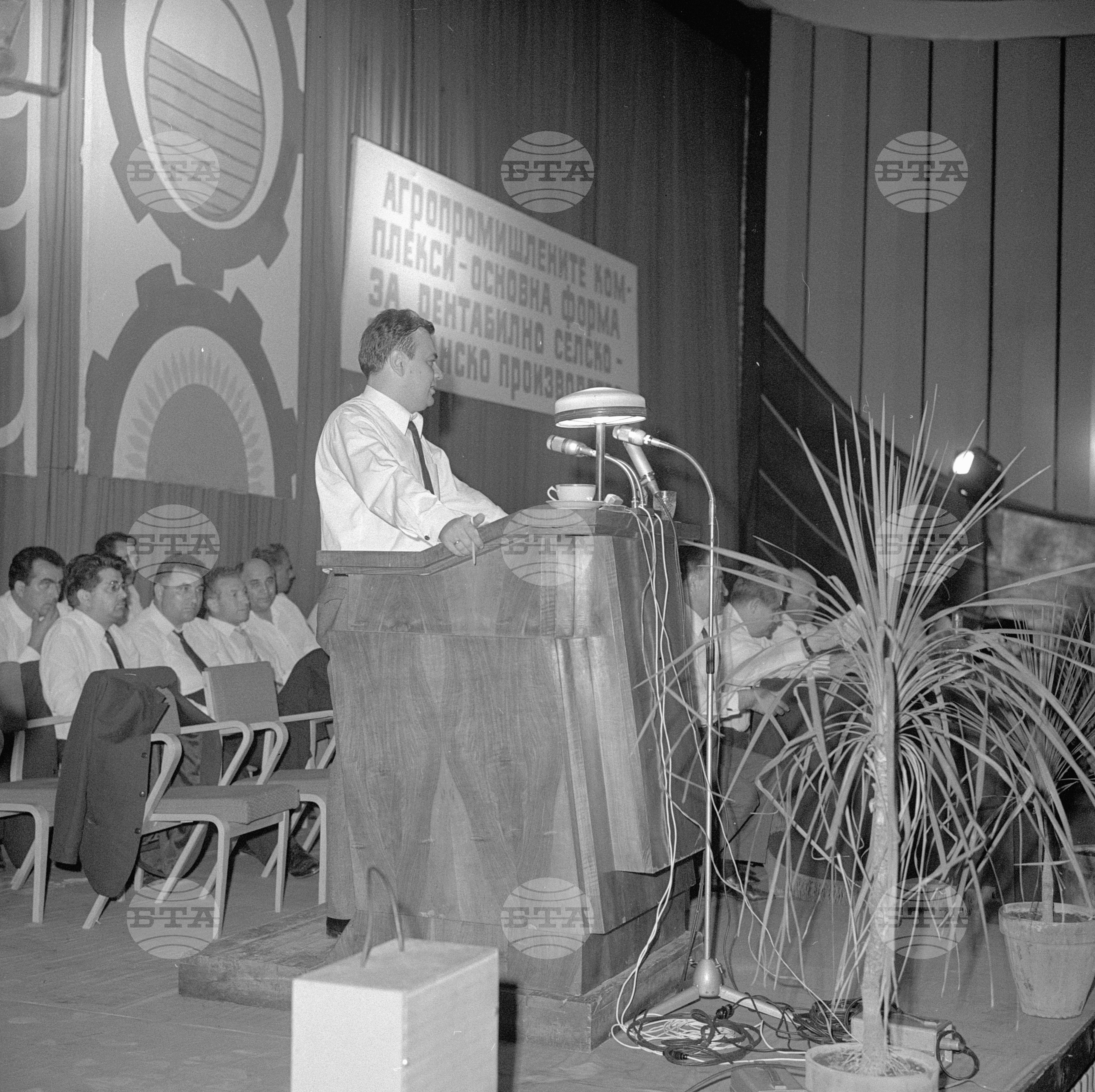 Другарят Тодор Живков на посещение във Видински окръг - част 2