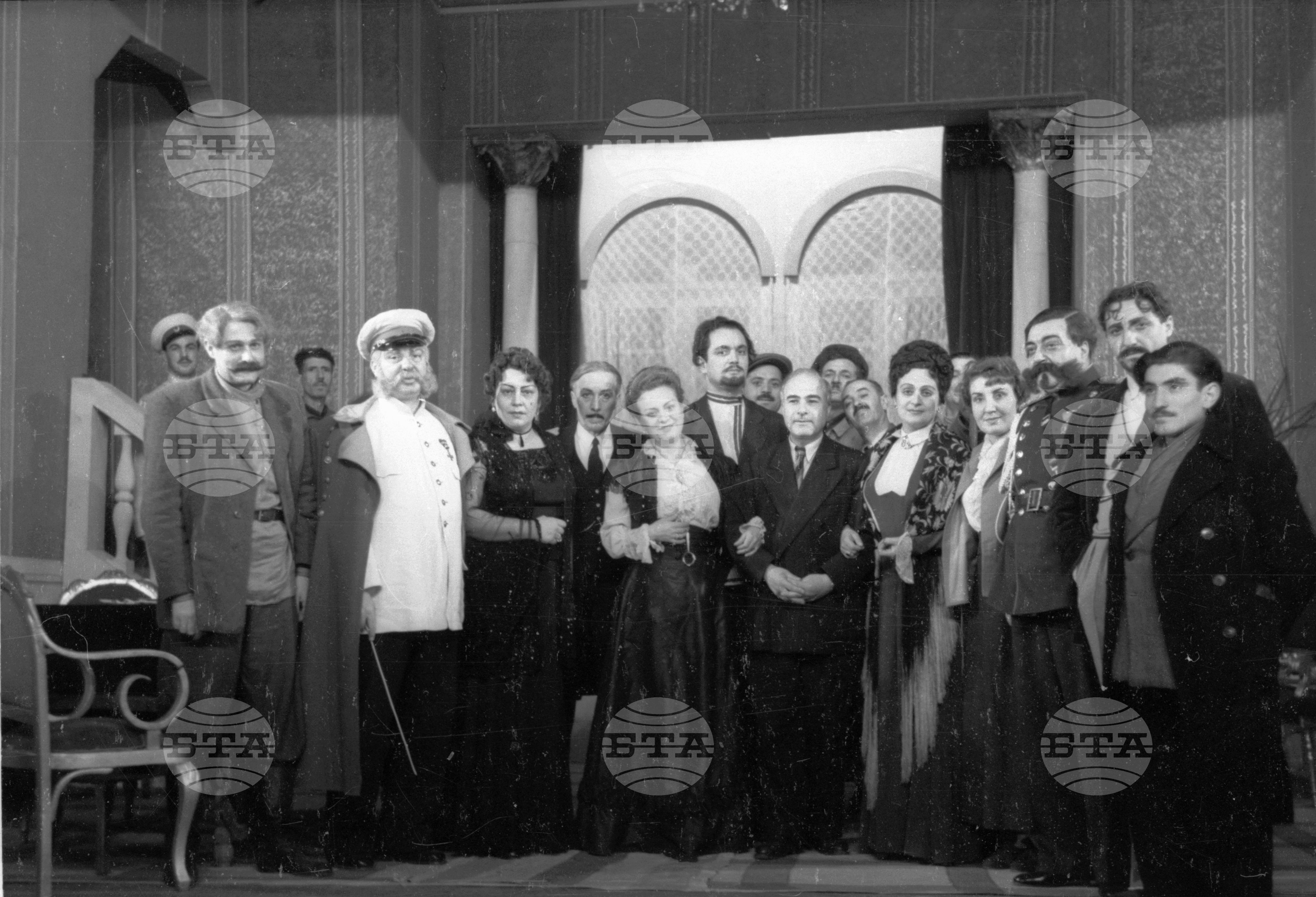 Народен театър "Иван Вазов", 1951 - част 1