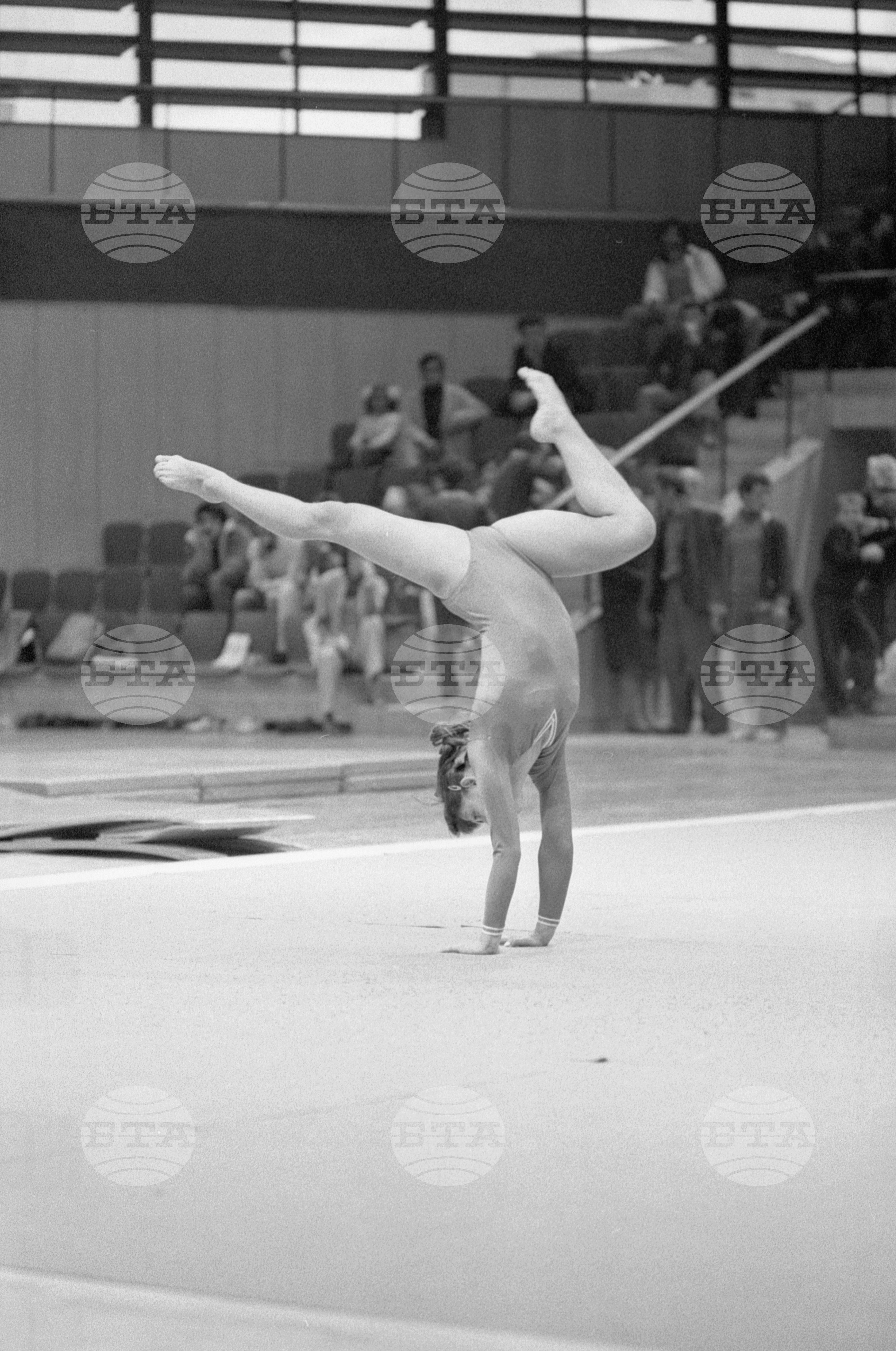 Двустранна среща по спортна гимнастика между женските отбори на България и Западна Германия