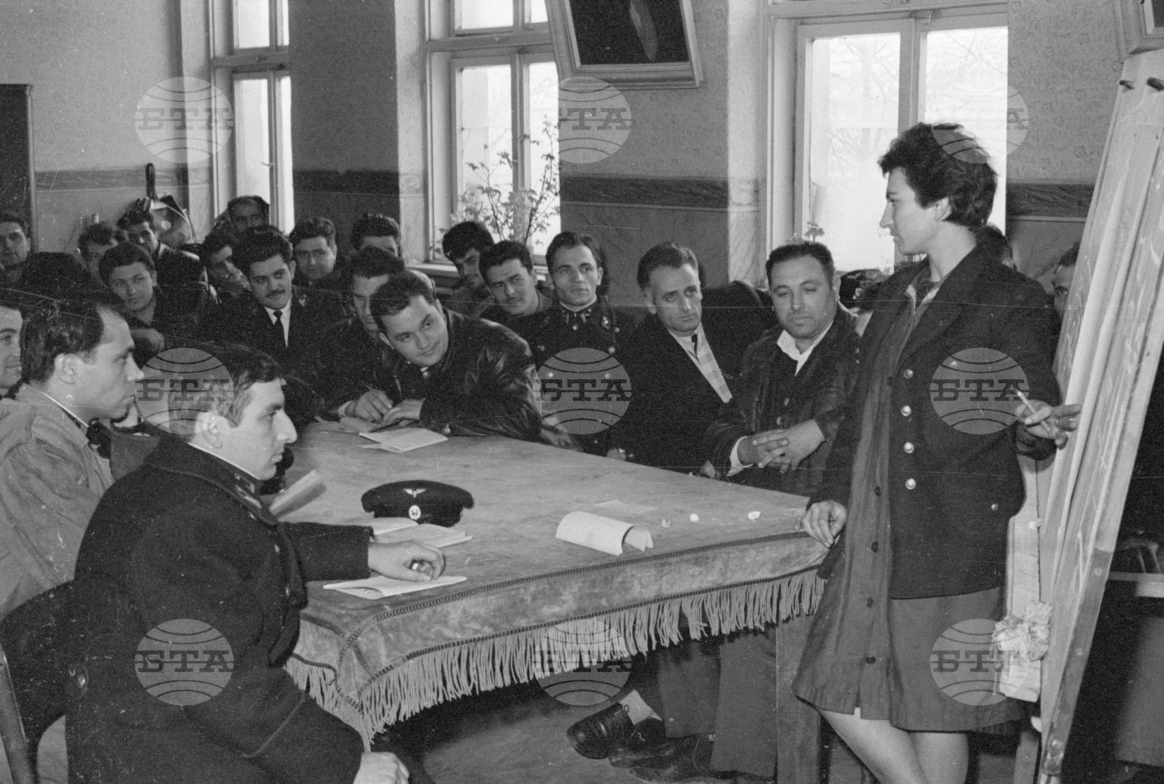 Железопътно депо София