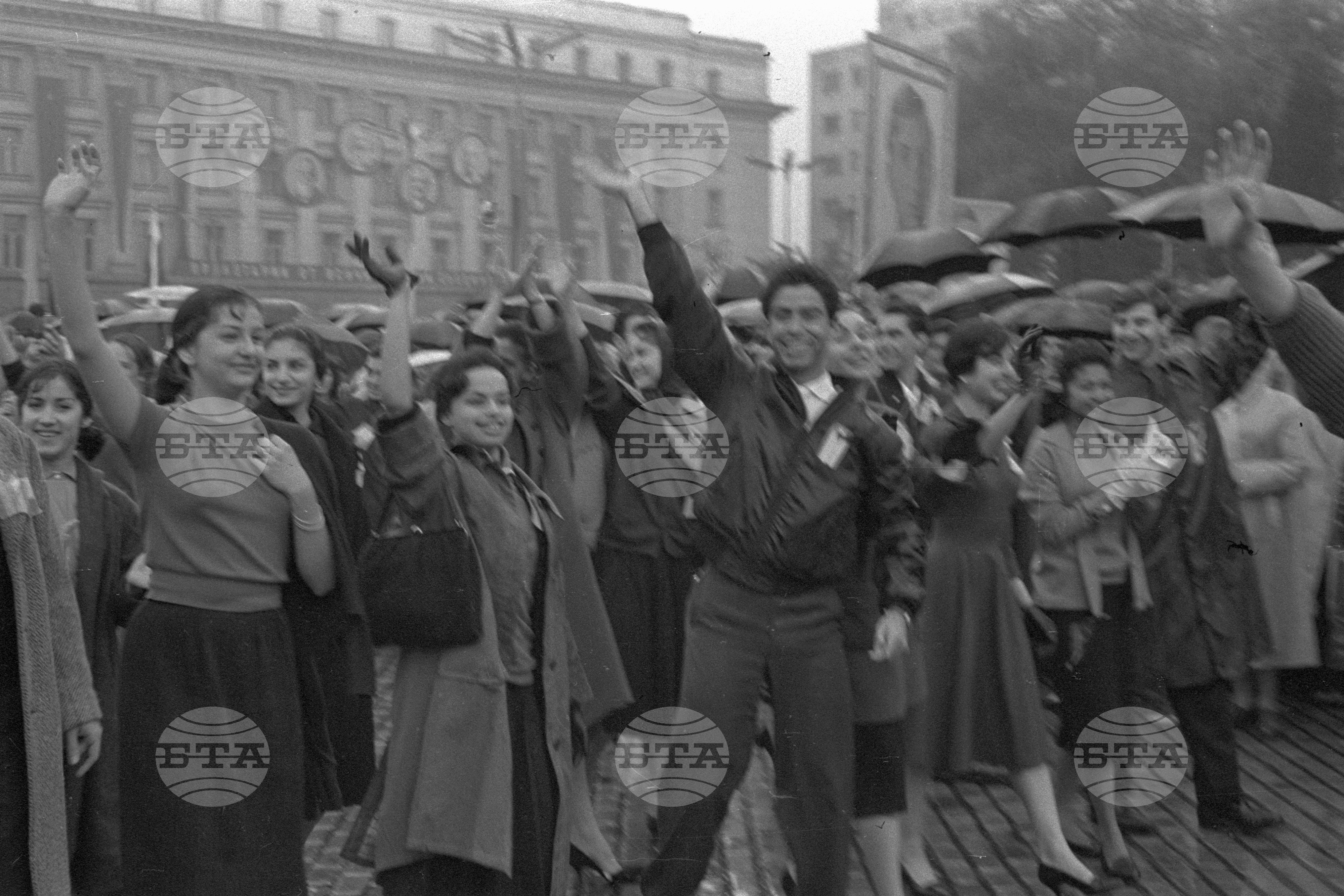 Приветствия за Юрий Гагарин