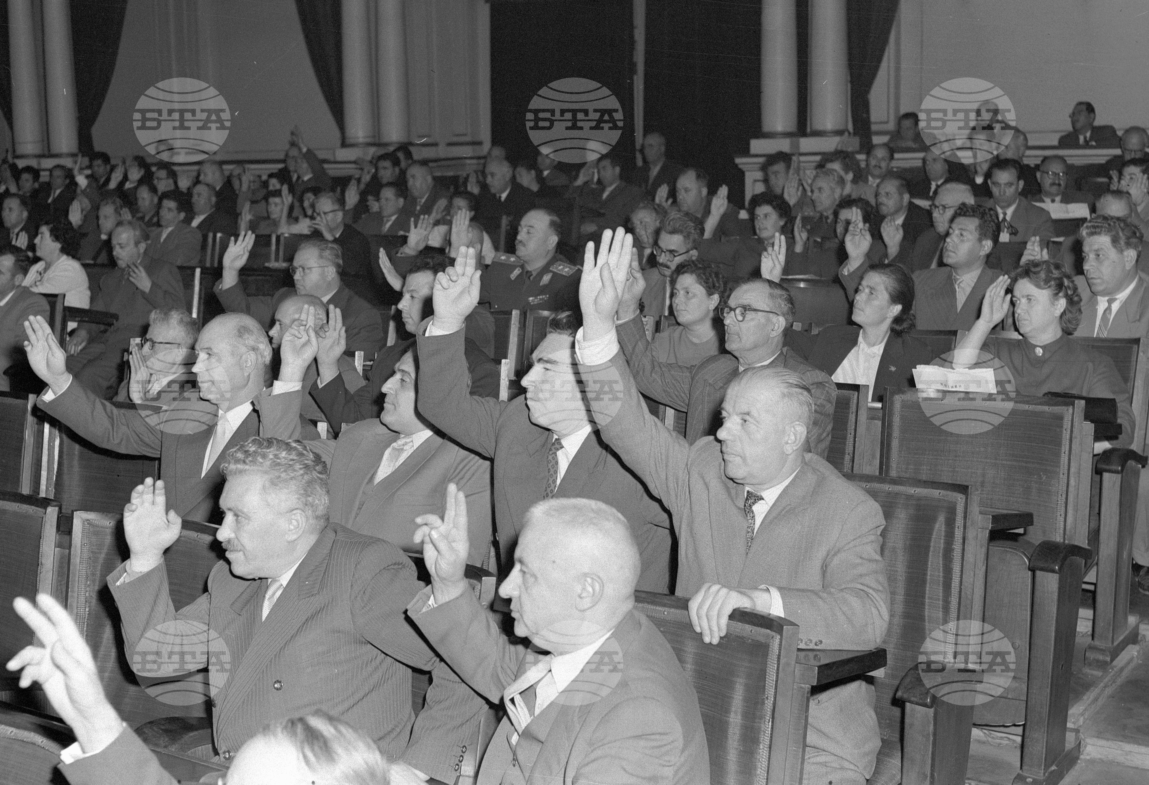 Осмата редовна сесия на Народното събрание част 3