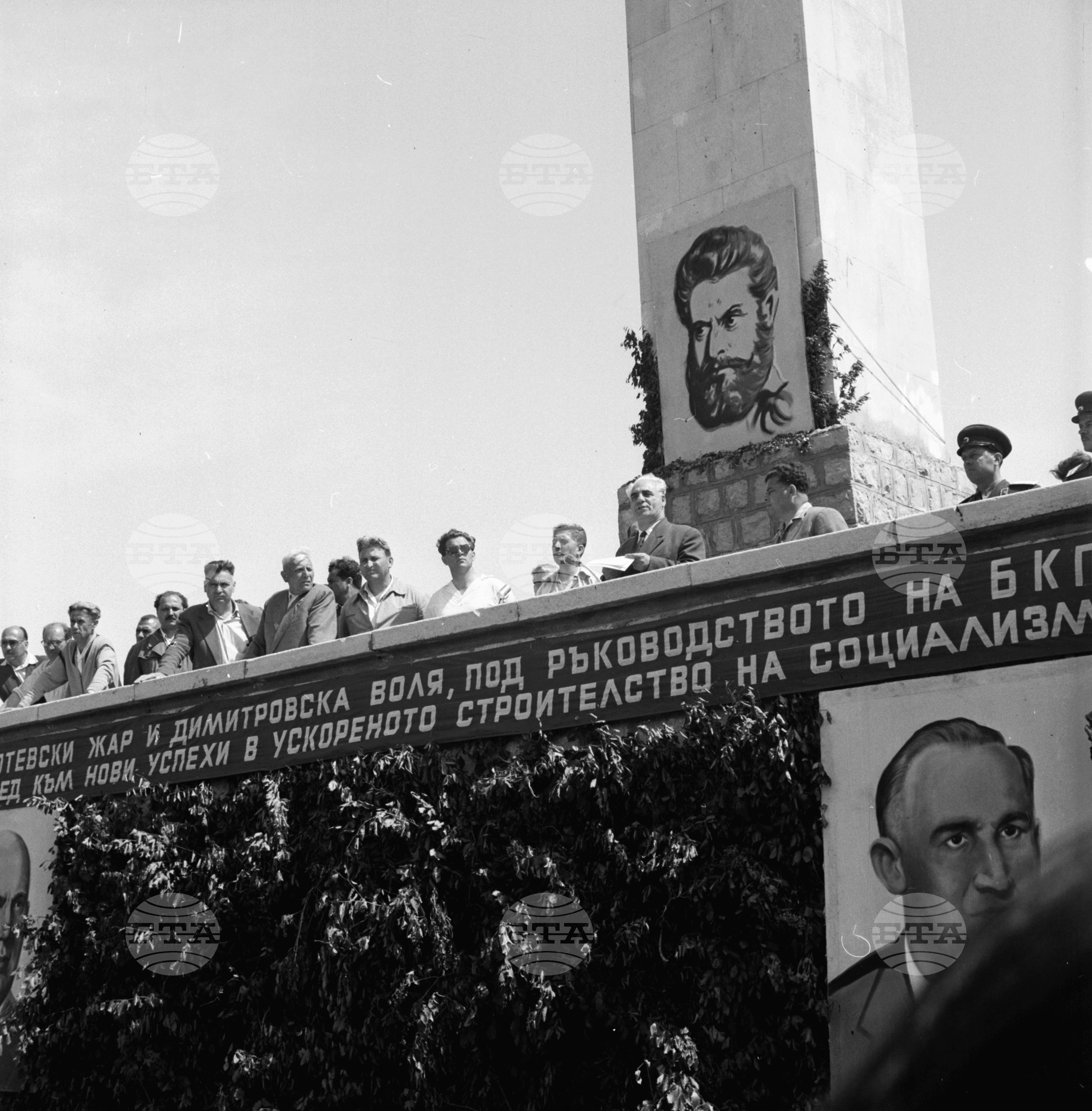 Тържествено честване на 2 юни на връх Околчица