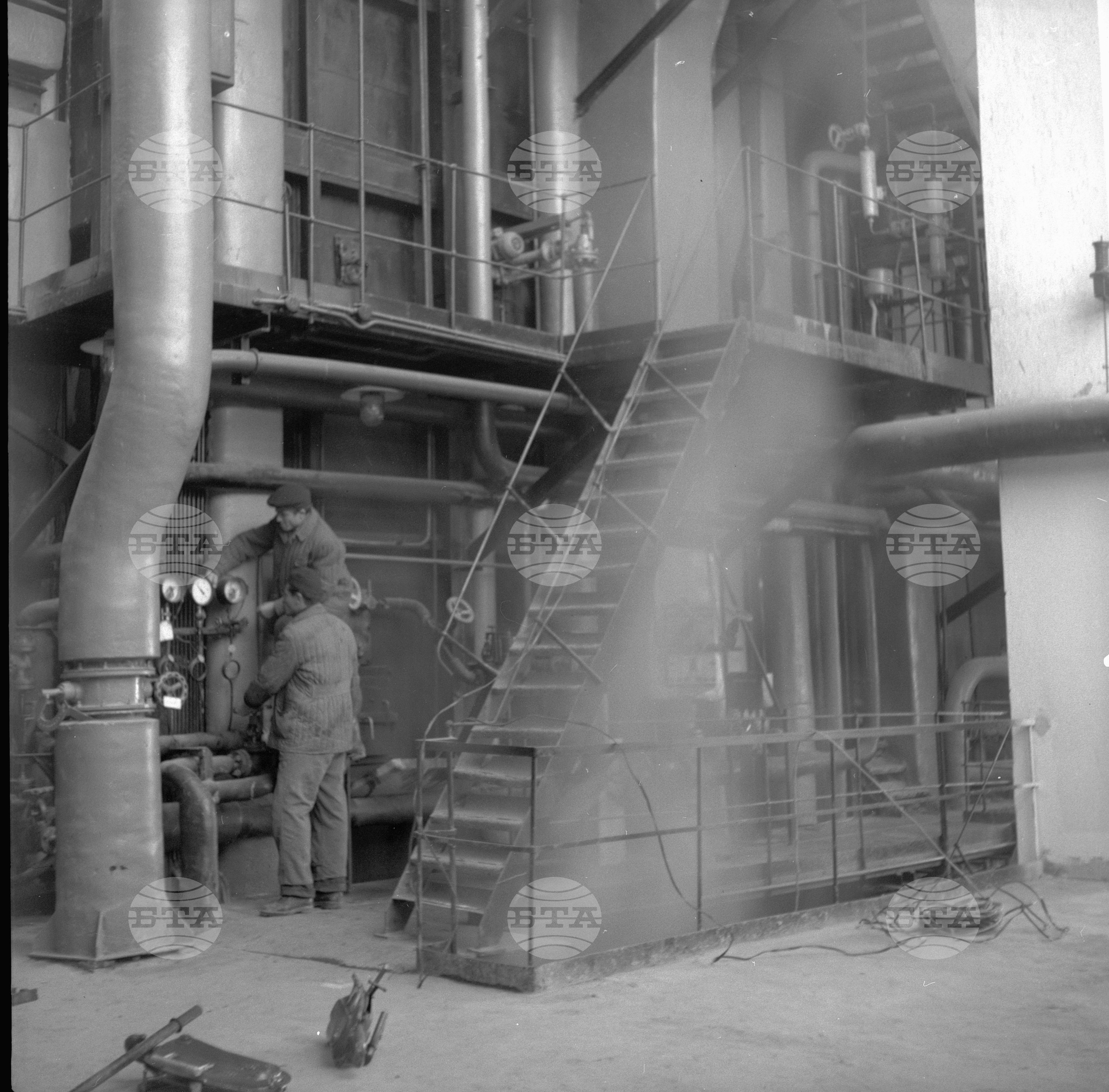На строежа на Азотно-торовия завод край Стара Загора 1962 година част 9