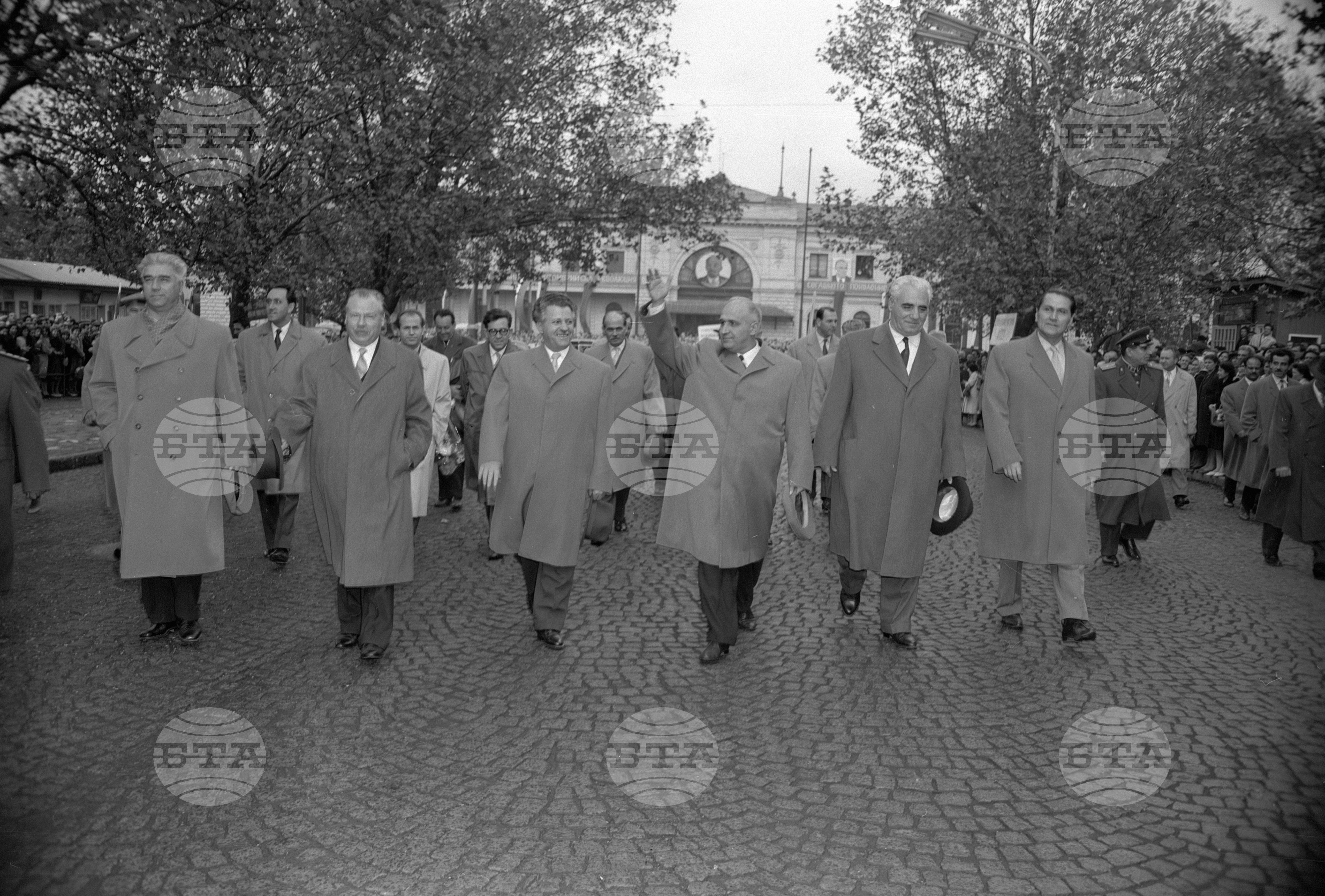 Делегацията на БКП за XXII конгрес на КПСС се завърна в София