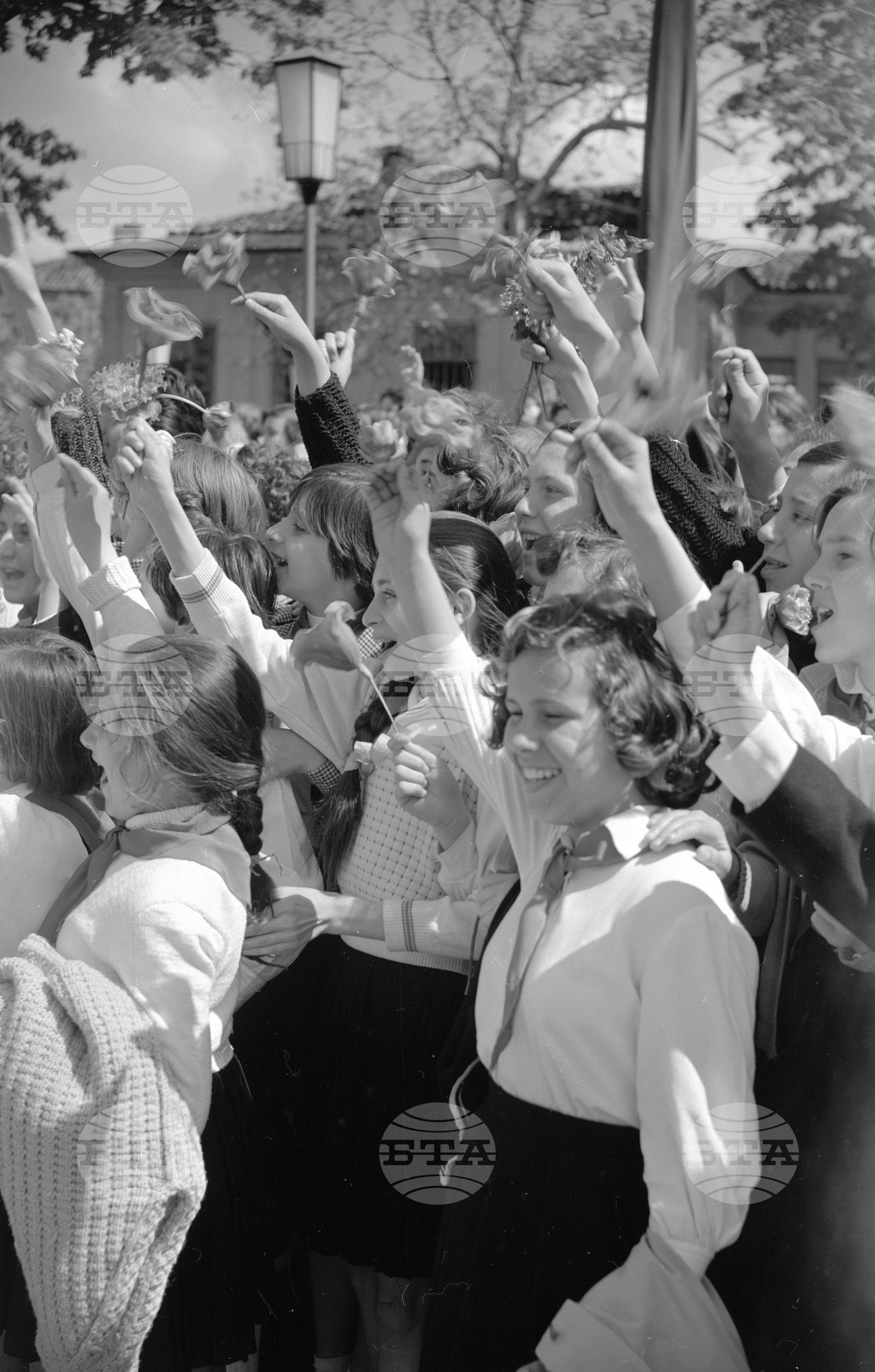 Първомайската манифестация на трудещите се в Плевен 1962г. част 3