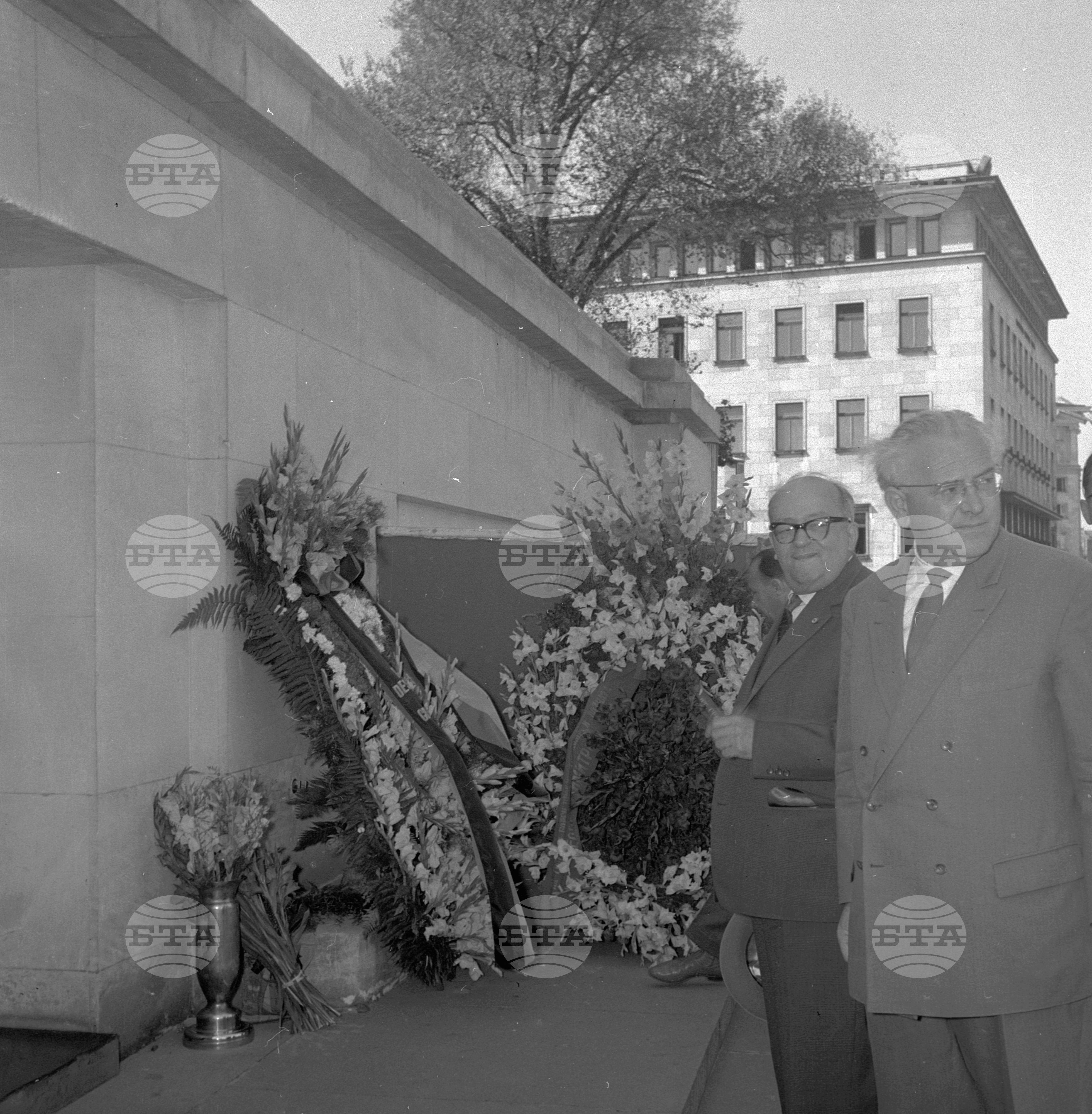 Посещение на главният кмет на голям Берлин Фридрих Еберт в Софийския Градски народен съвет - част 2