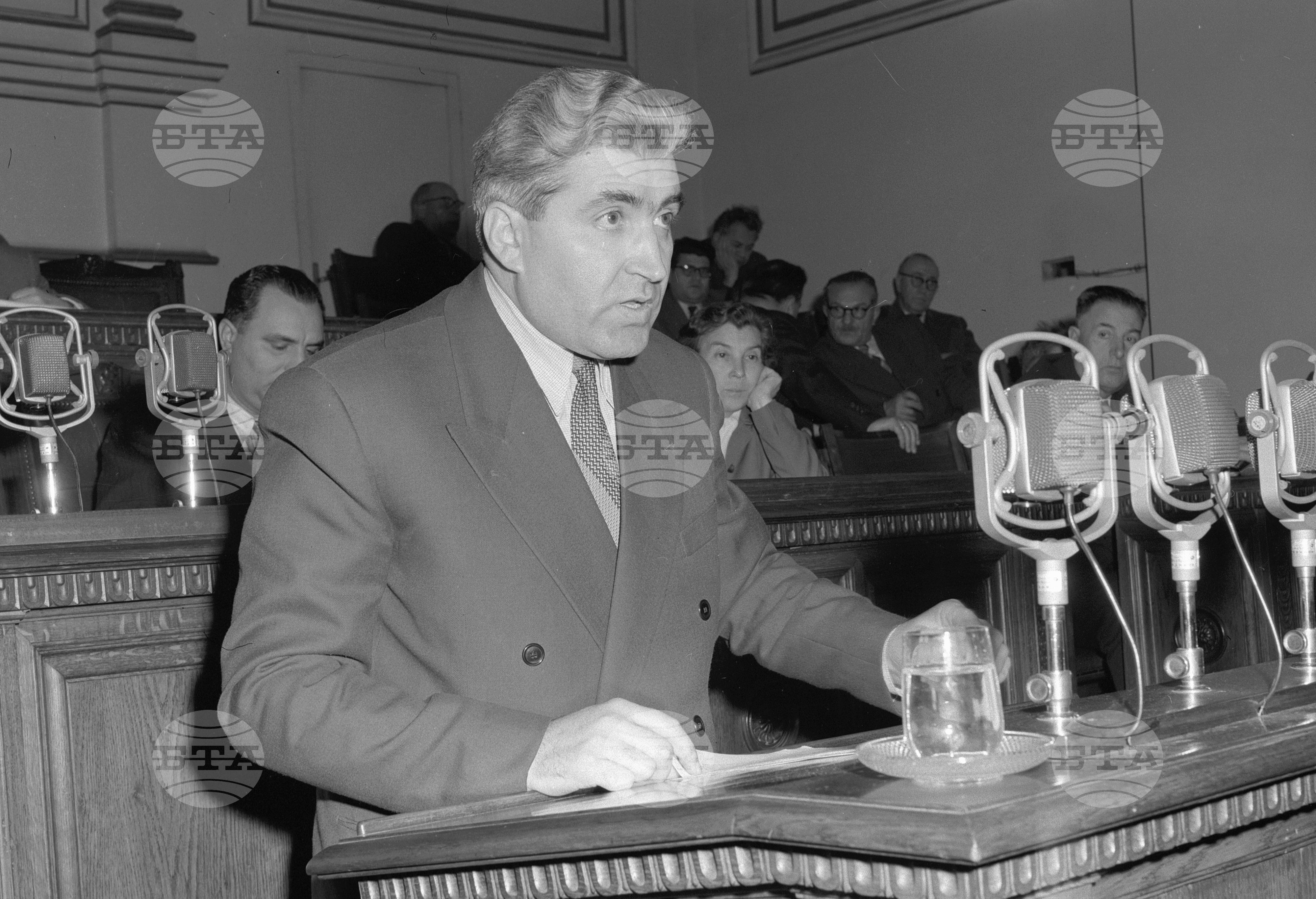 Първа редовна сесия на Третото Народно събрание