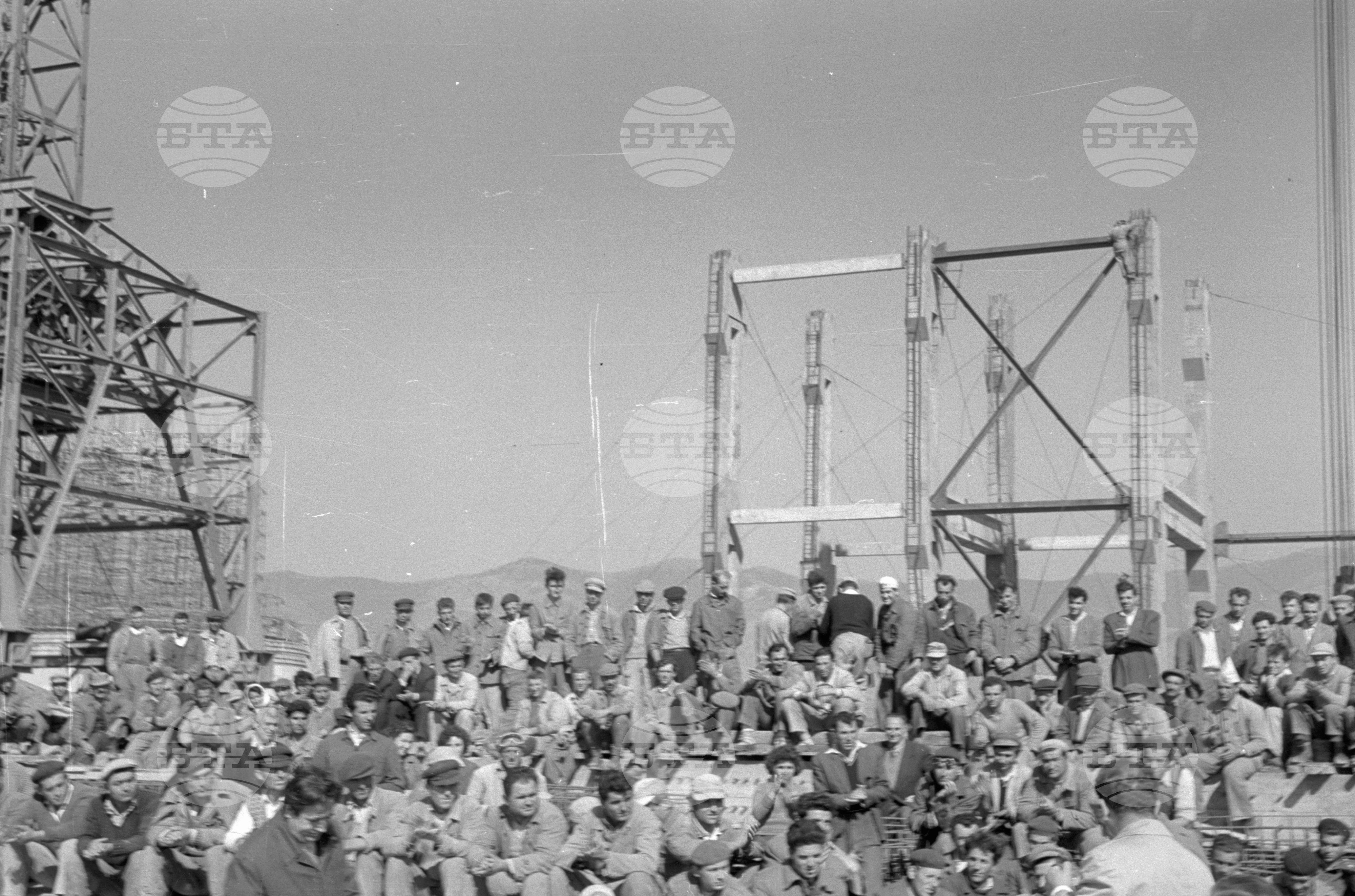 На строежа на Кремиковския металургичен комбинат - 1961 година