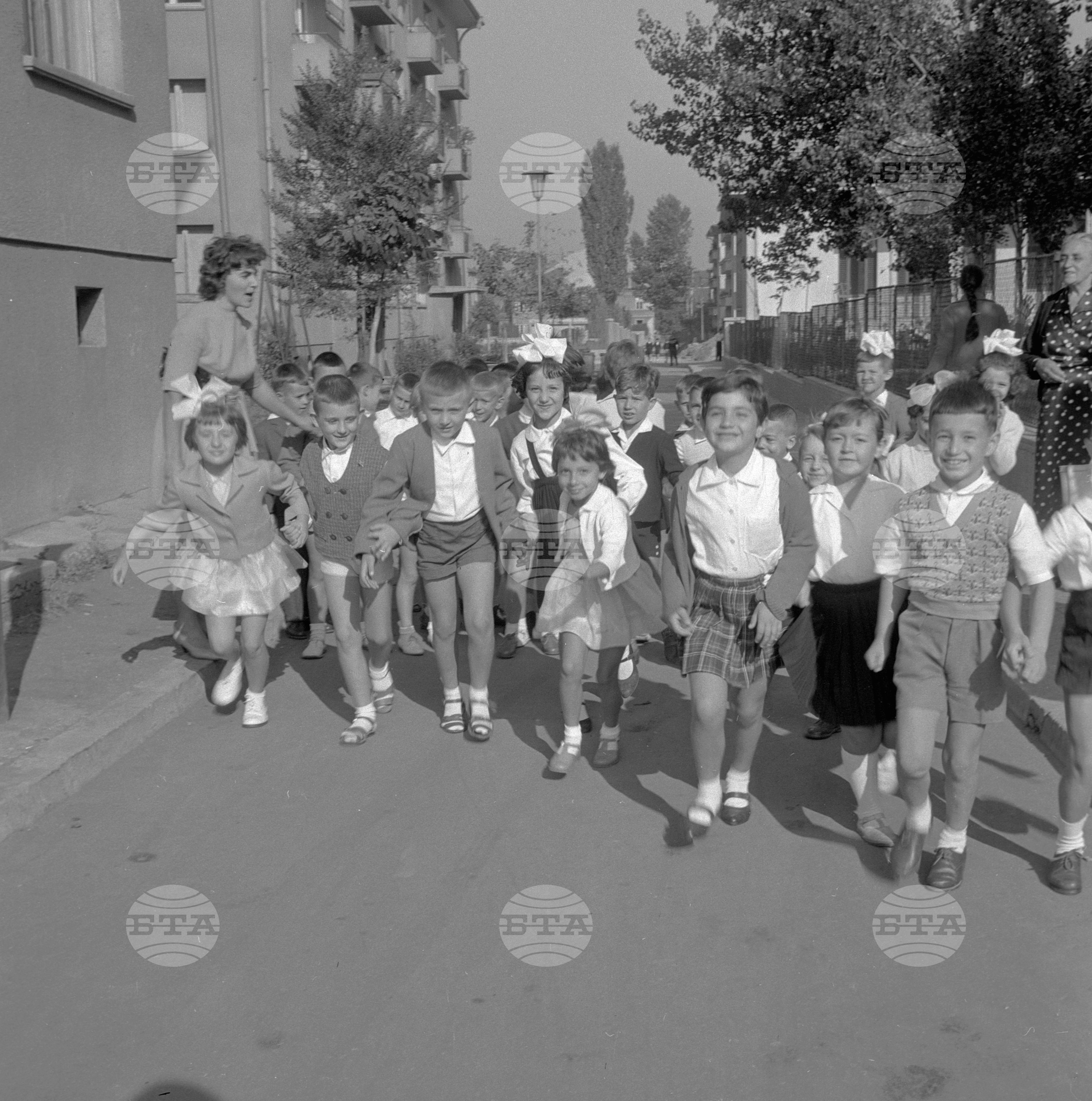 Първият учебен ден в 12 Средно училище "Ленин" в София