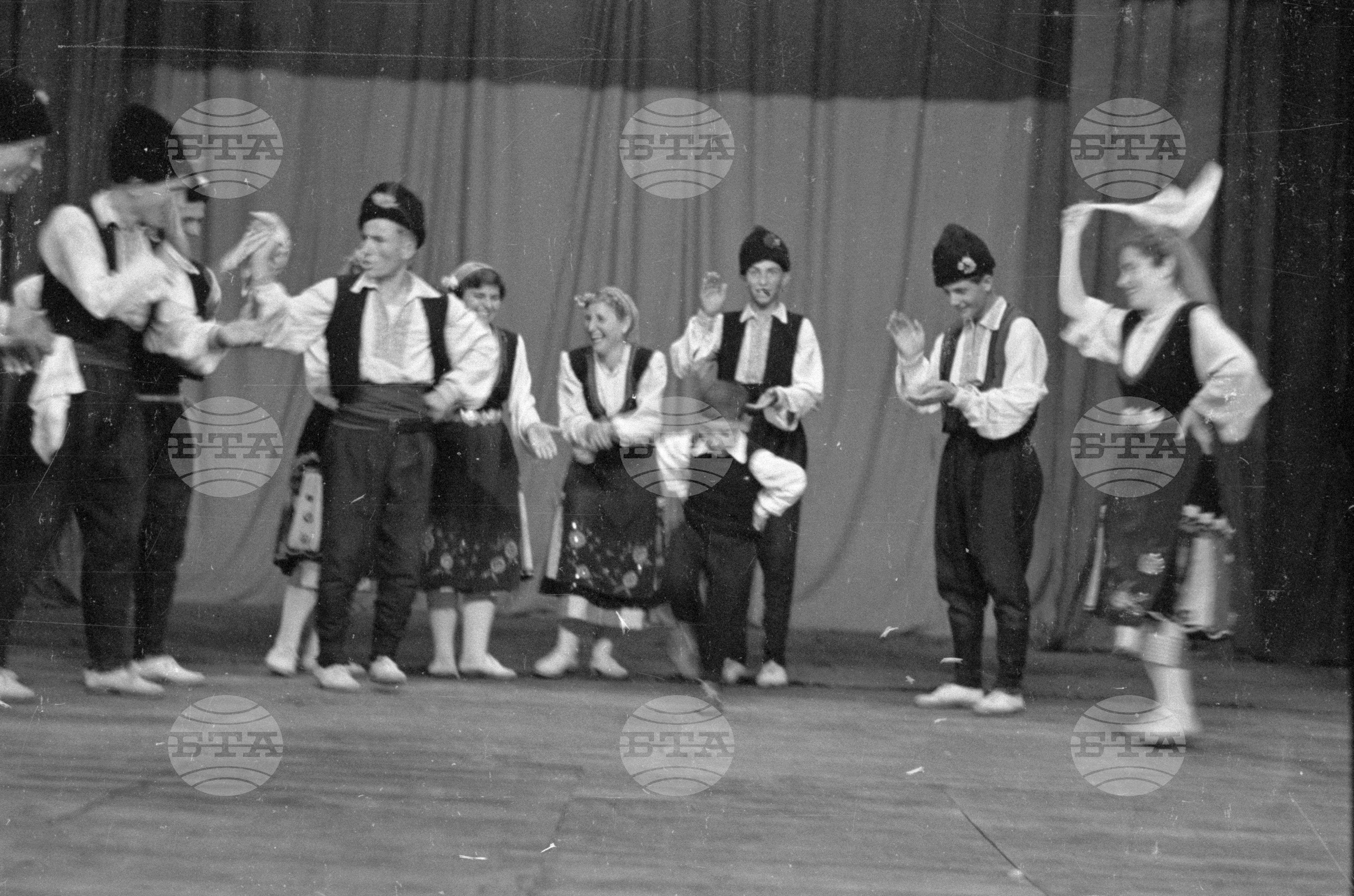 Окръжен преглед на художествената самодейност, 1951