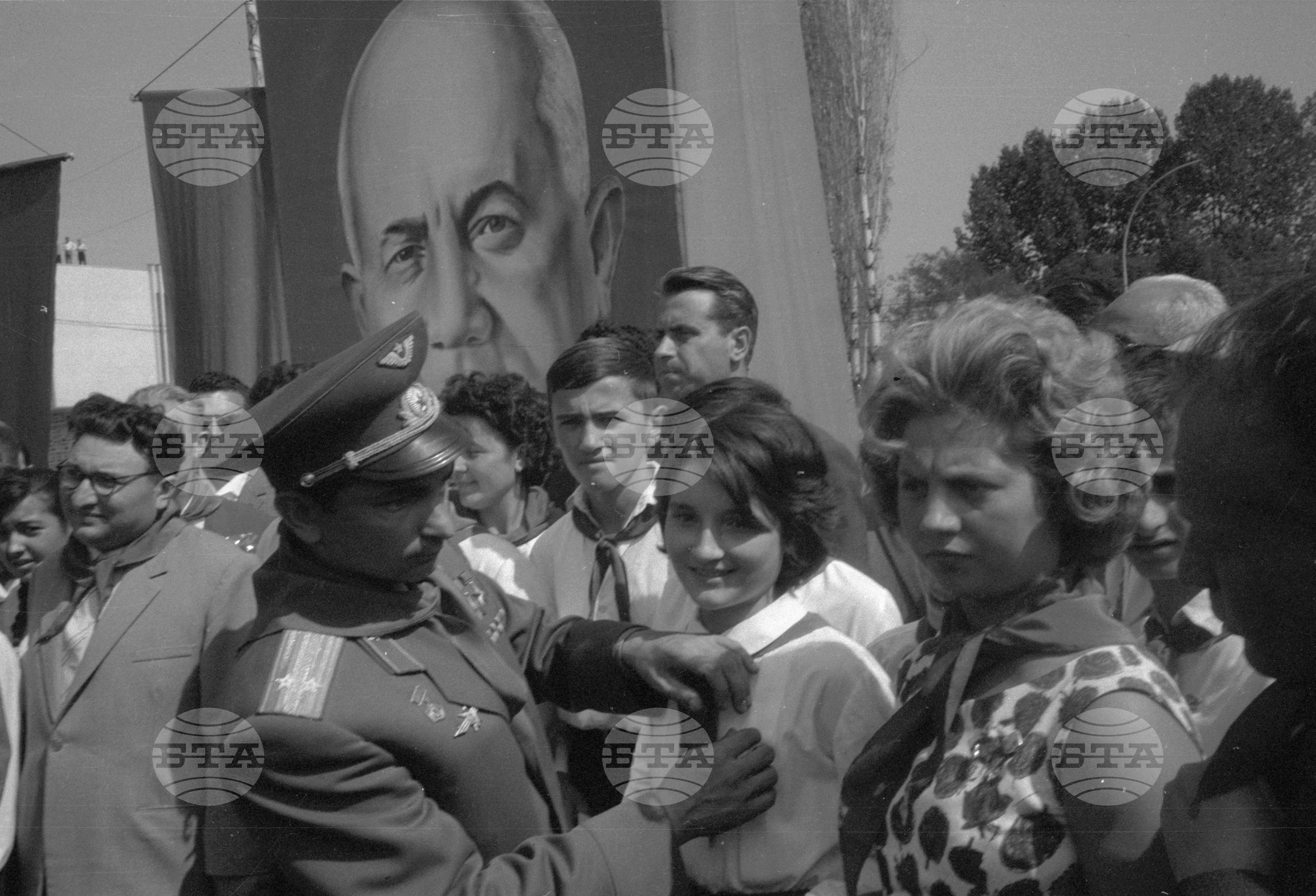 Пребиваване на съветските космонавти Валентина Терешкова и Валери Биковски у нас - Част 3