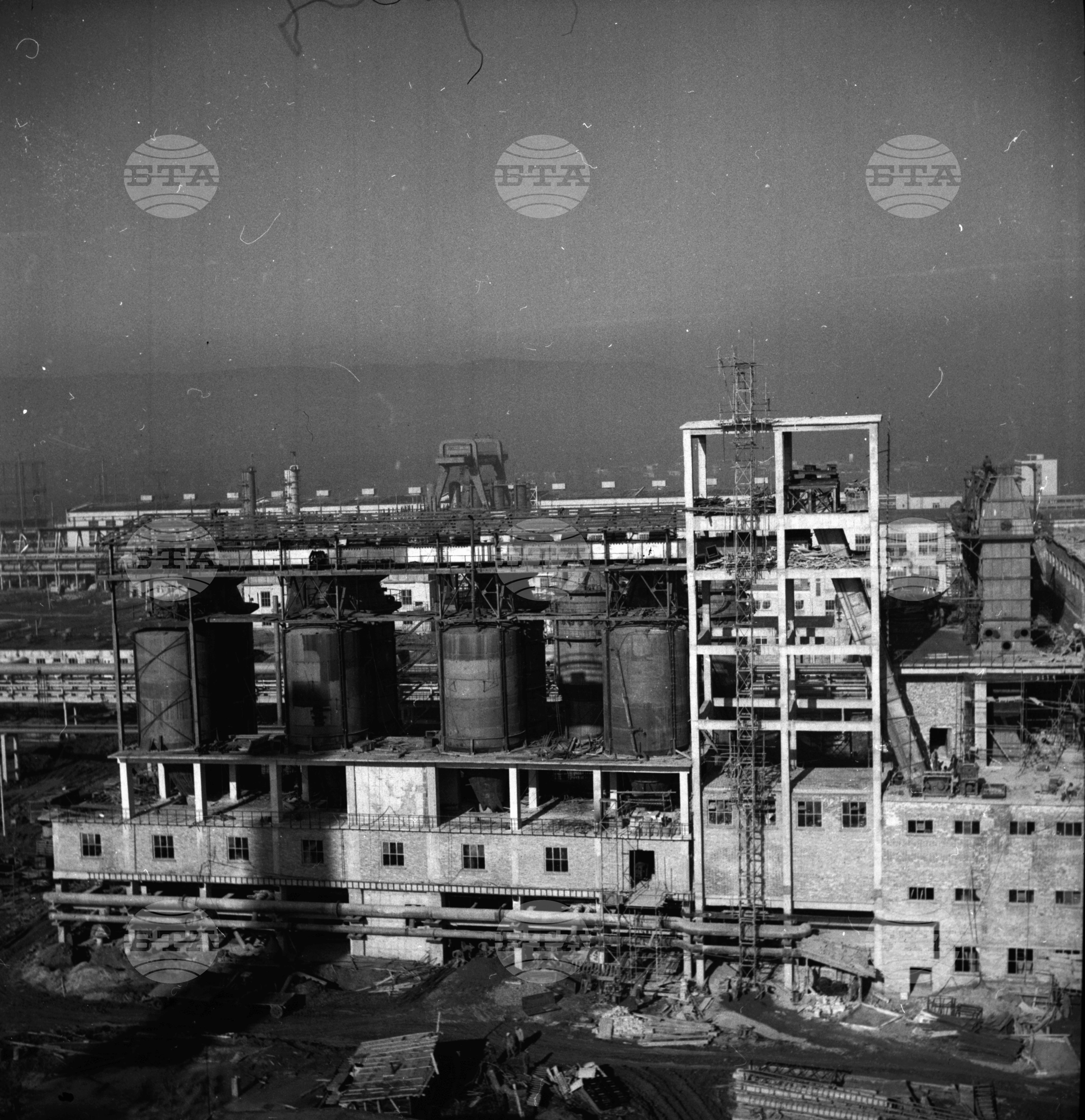 На строежа на Азотно-торовия завод край Стара Загора 1962 година част 9