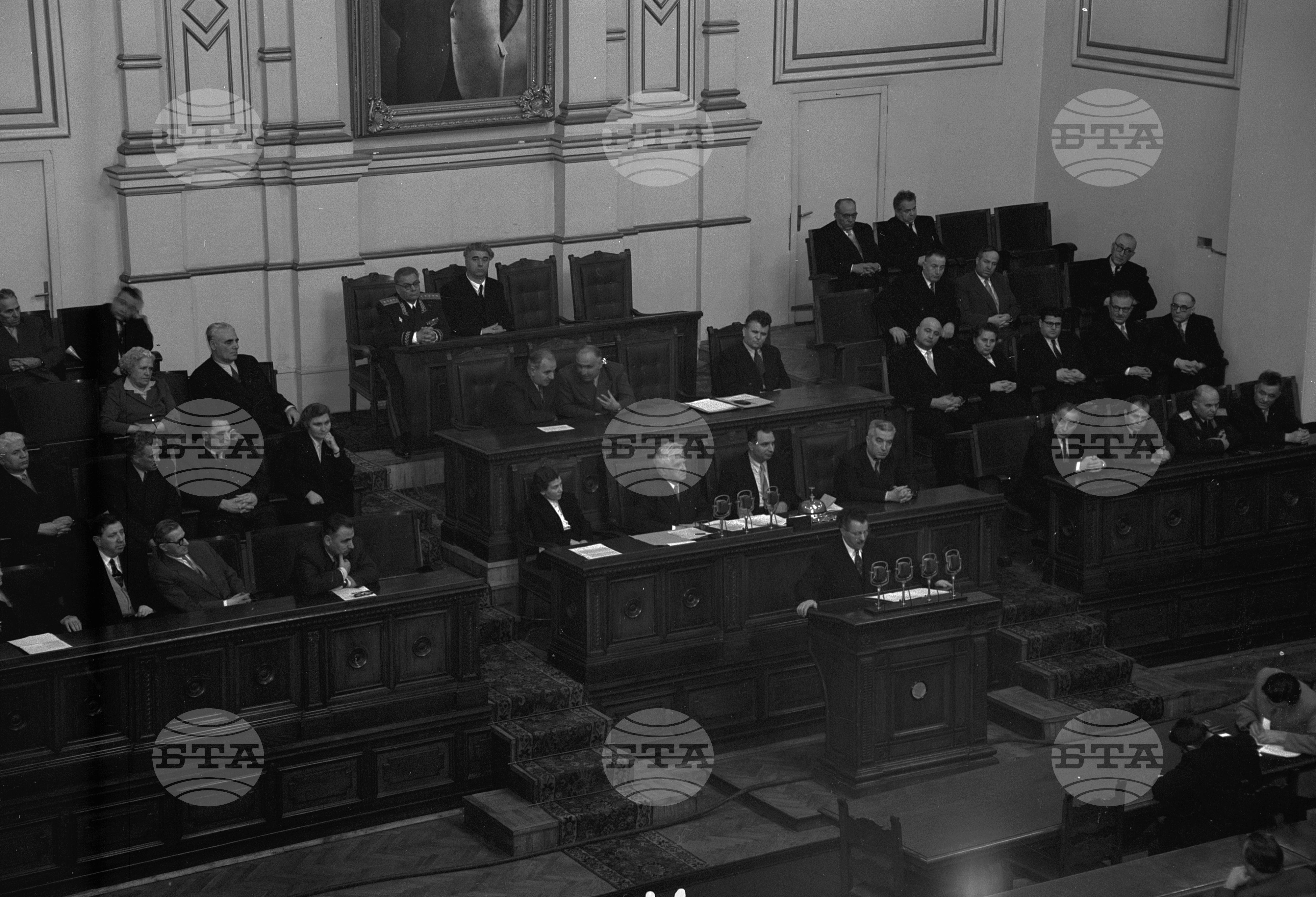 Първа извънредна сесия на III-то Народно събрание
