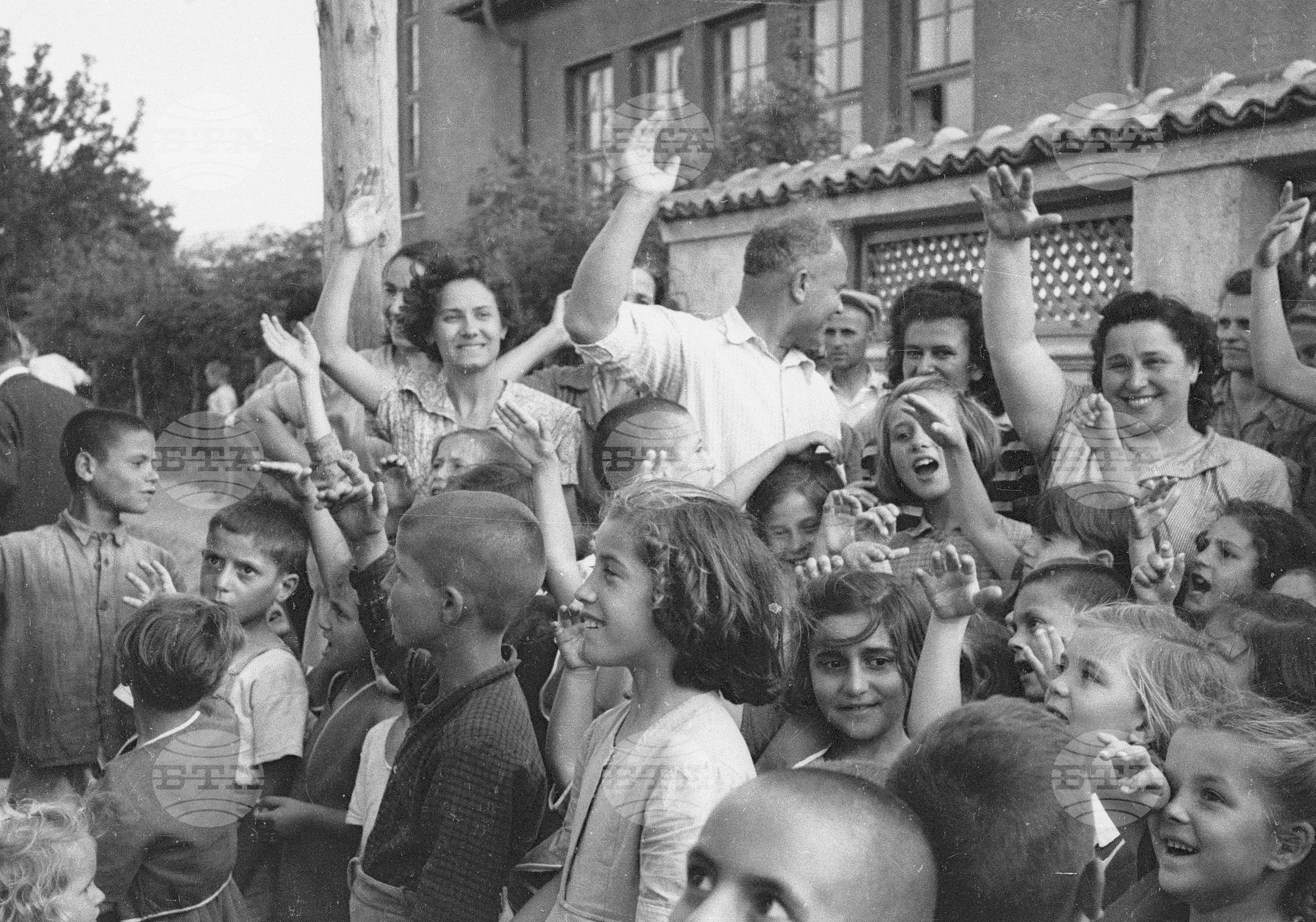 Посещение в Детската градина на делегатите от III конгрес на Профсъюза на продоволствените и тютюневи работници от МДФТ Пловдив