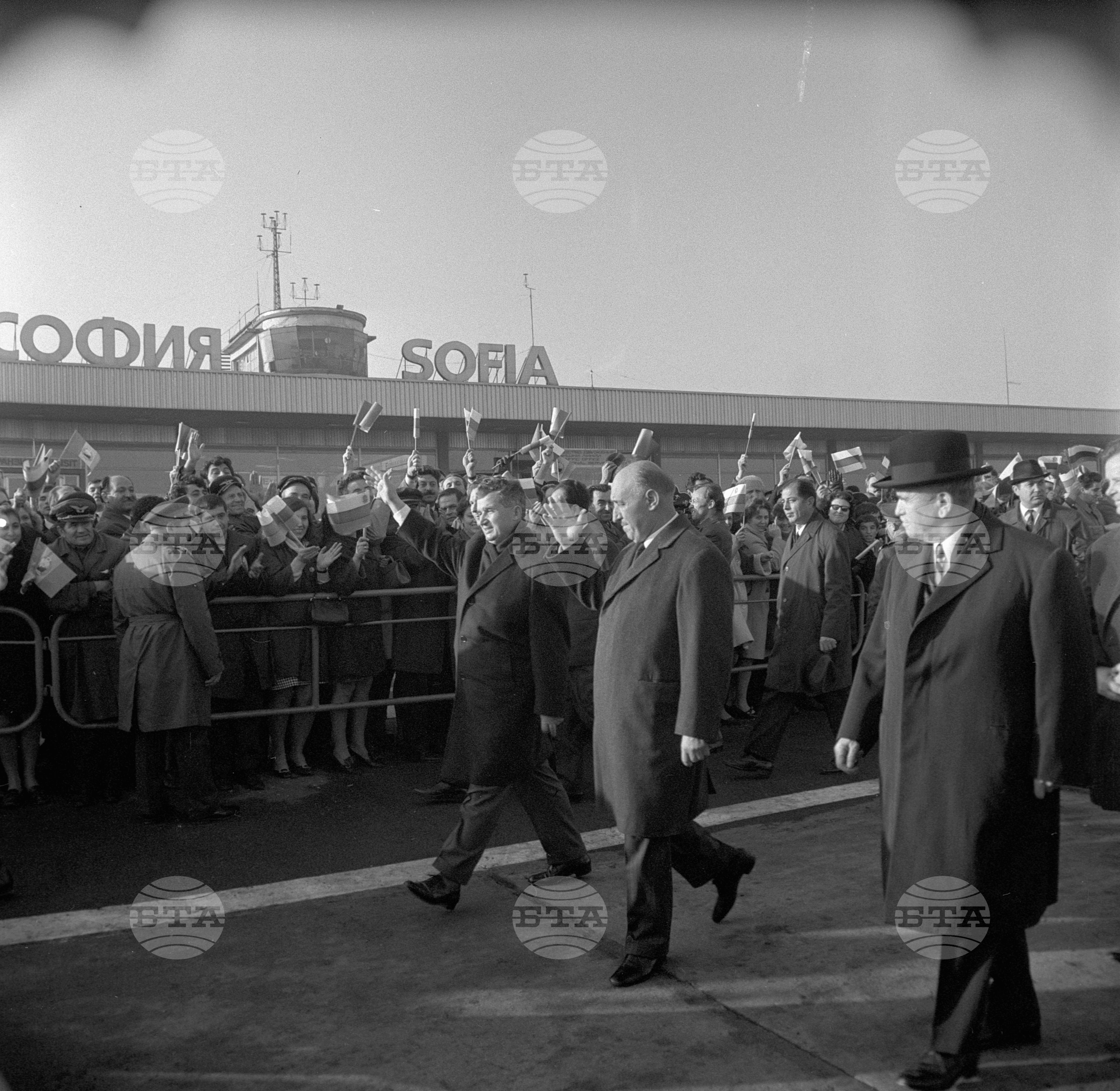 Посещение на румънската партийно-правителствена делегация начело с Николае Чаушеску - част 4