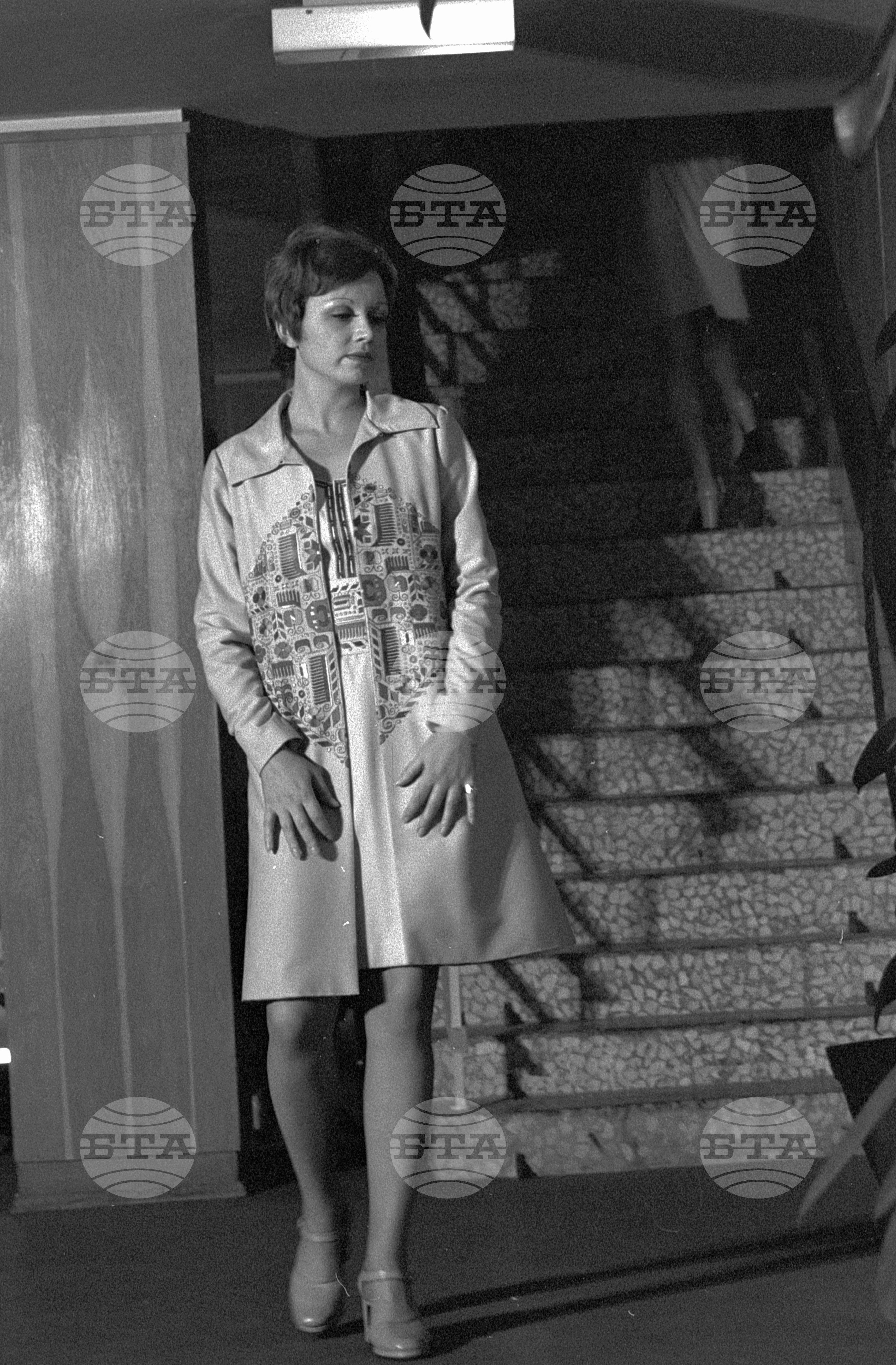 Модели на Центъра за нови стоки и мода (ЦНСМ) сезон 1973-1974 година